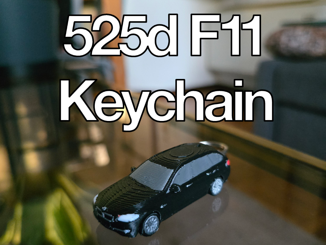 BMW 525d Touring F11 Keychain (working wheels)