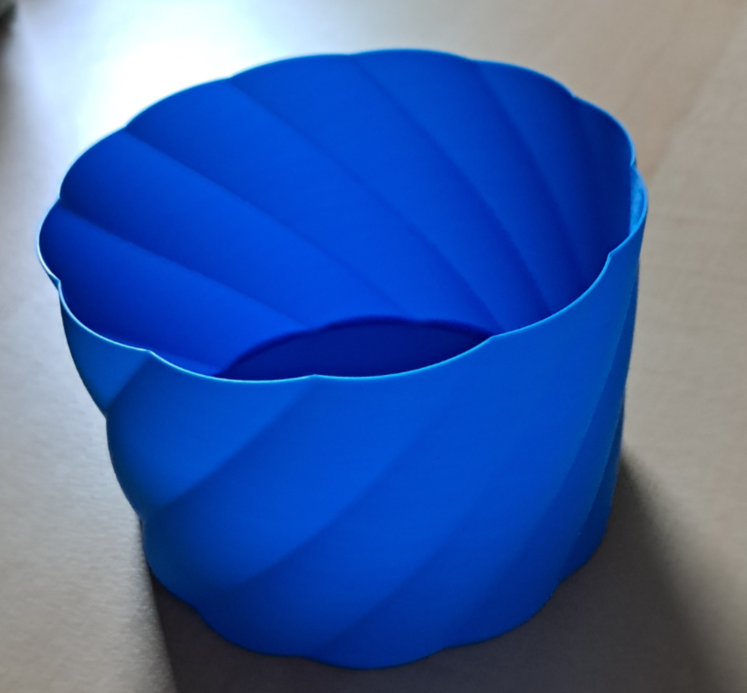 Spiral vase