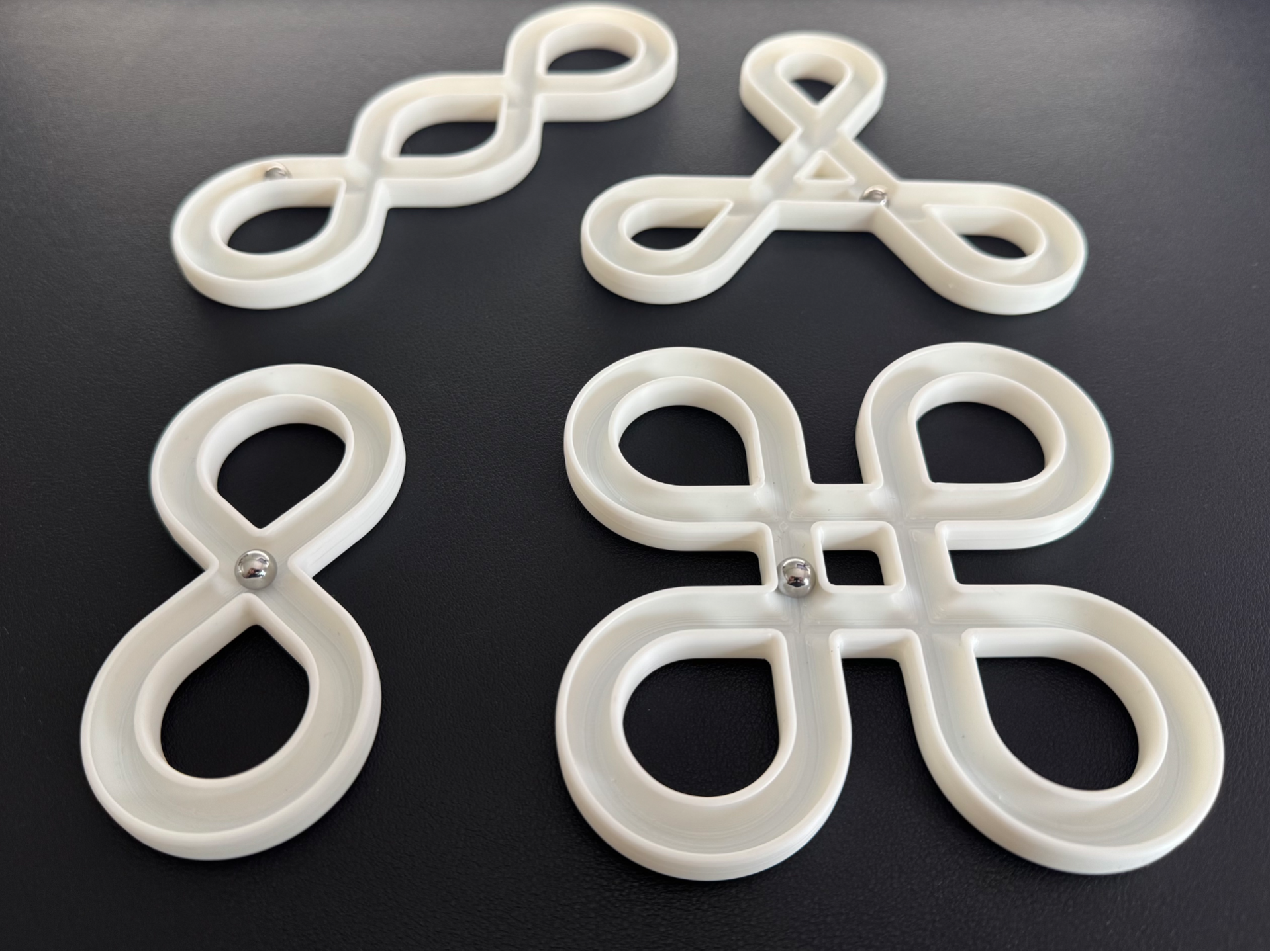 Infinity loops for 8mm steel ball.