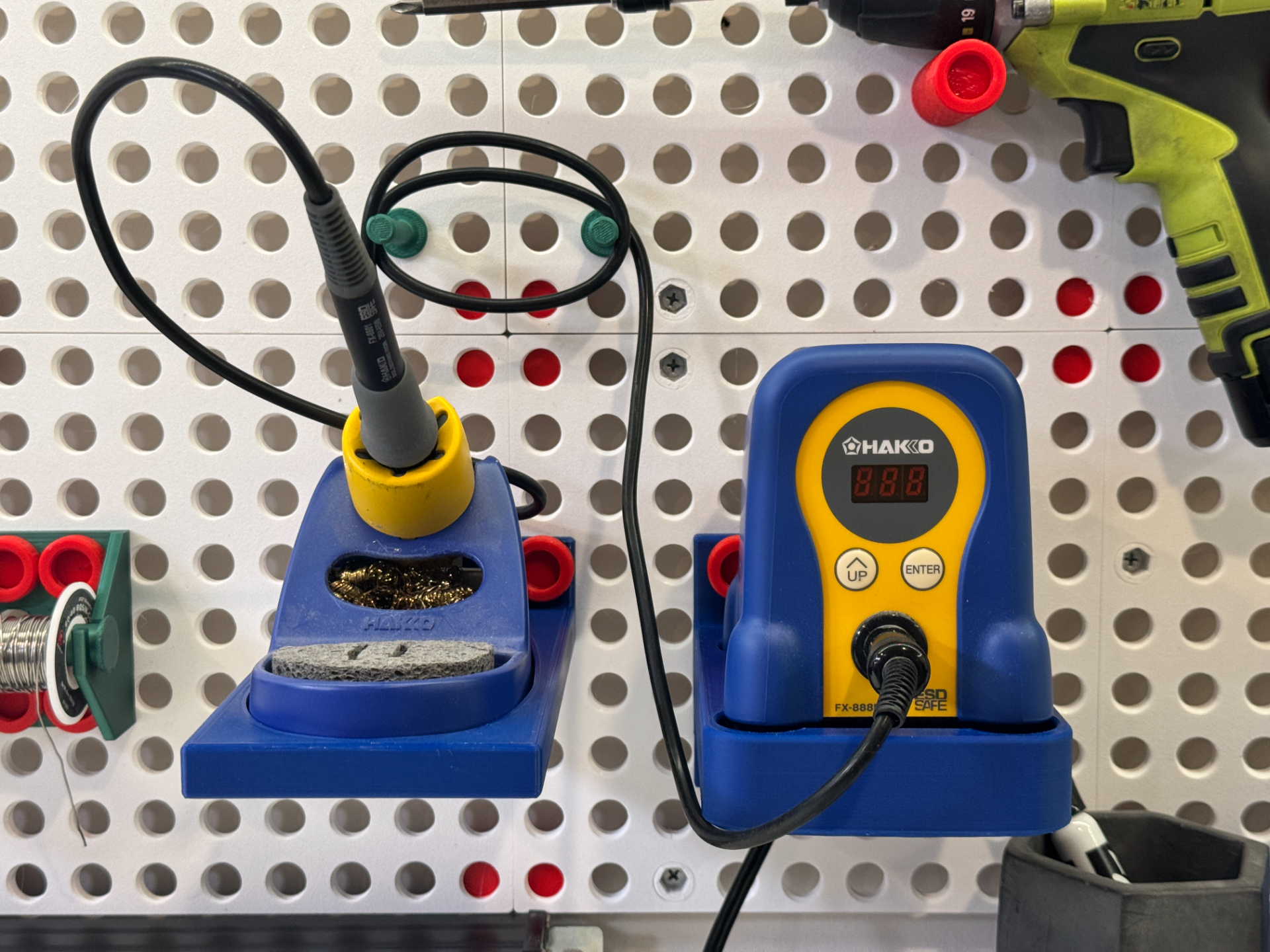 Threadboard Hakko FX-888D Holder