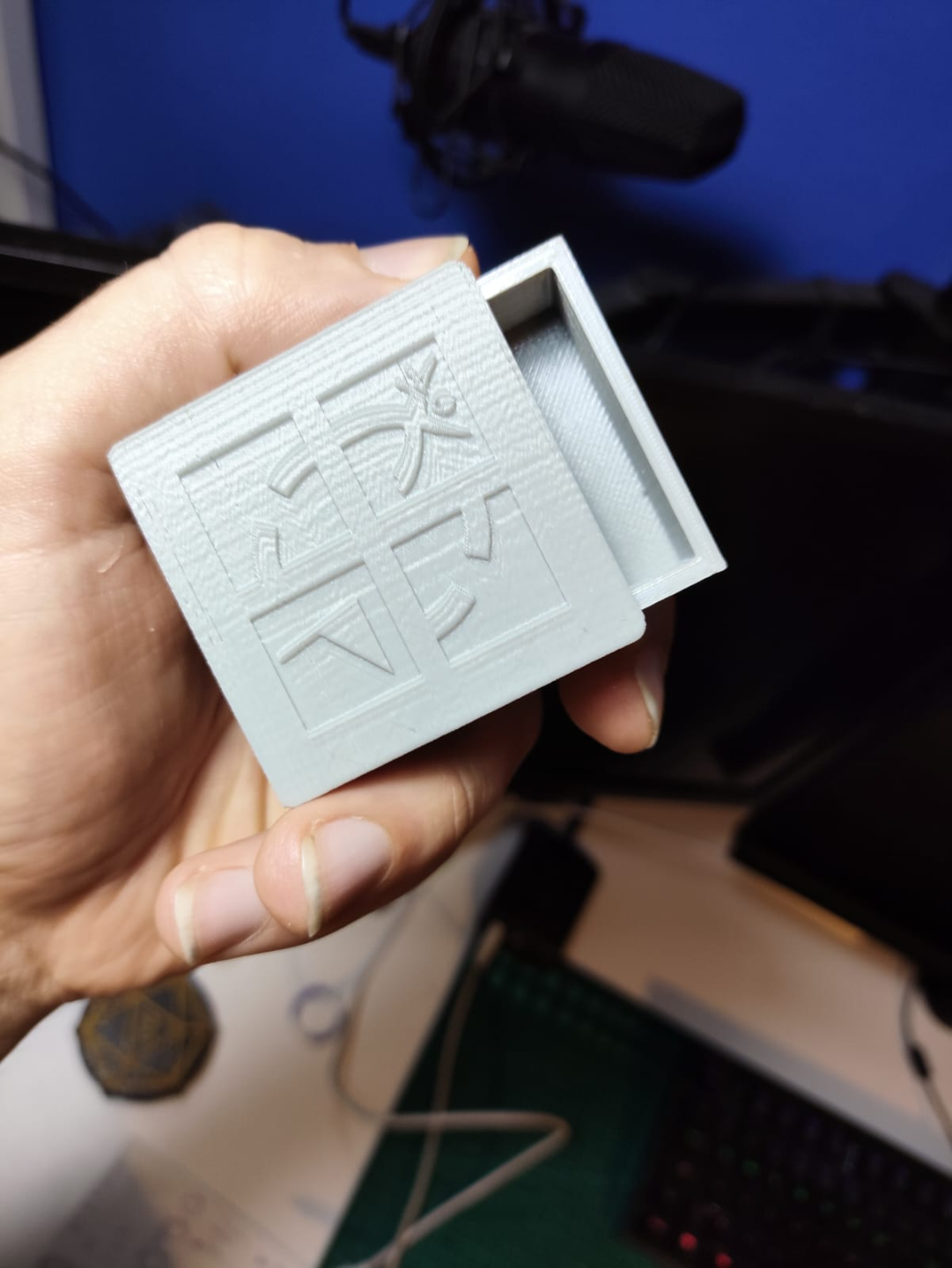 Geocache drawer box