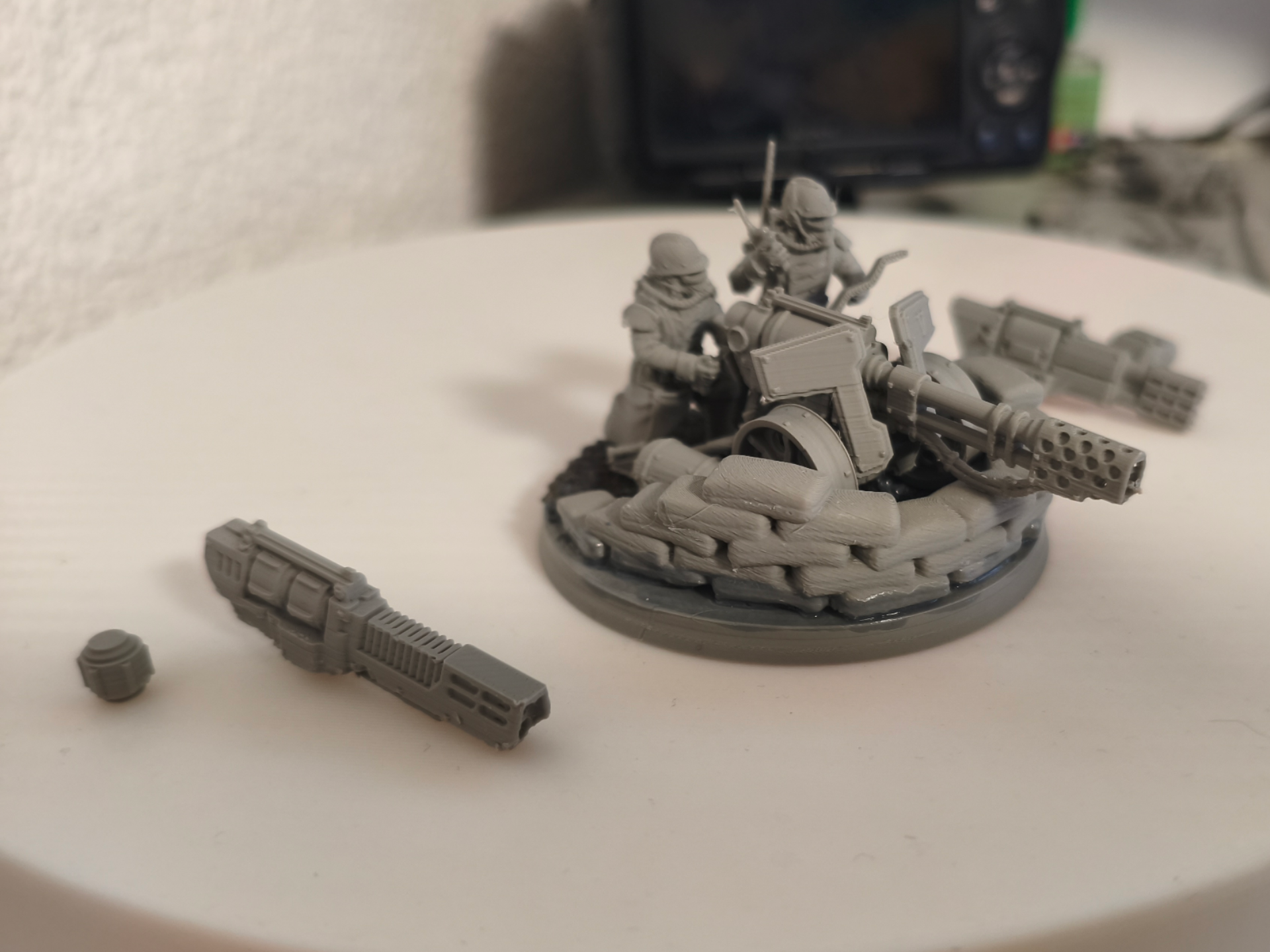 40k Gasmask heavy weapon team(flamer,plasma,melta)