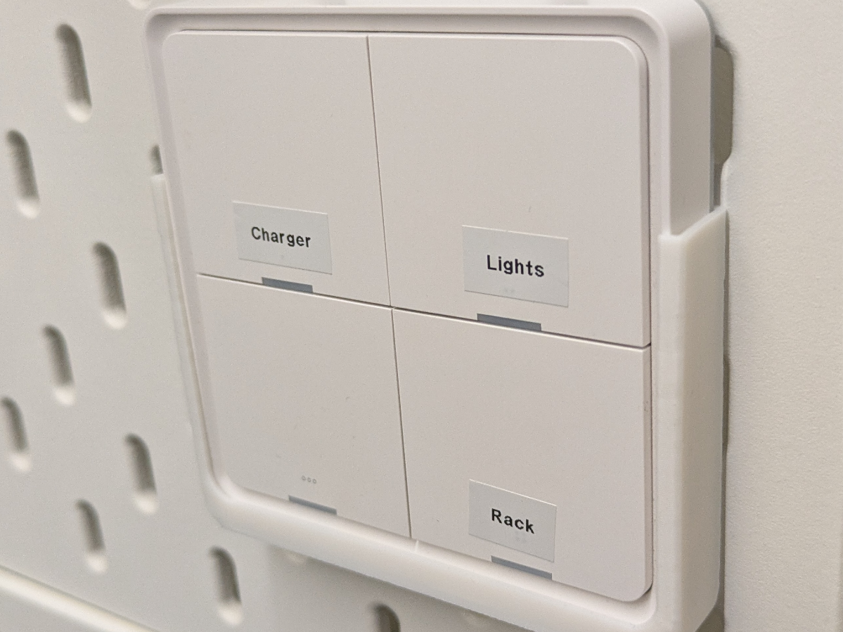 Ikea Skadis x ZigBee Wall Switch Mount