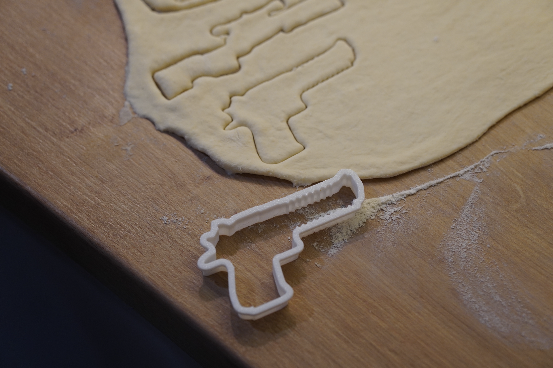 Desert eagle cookie cutter