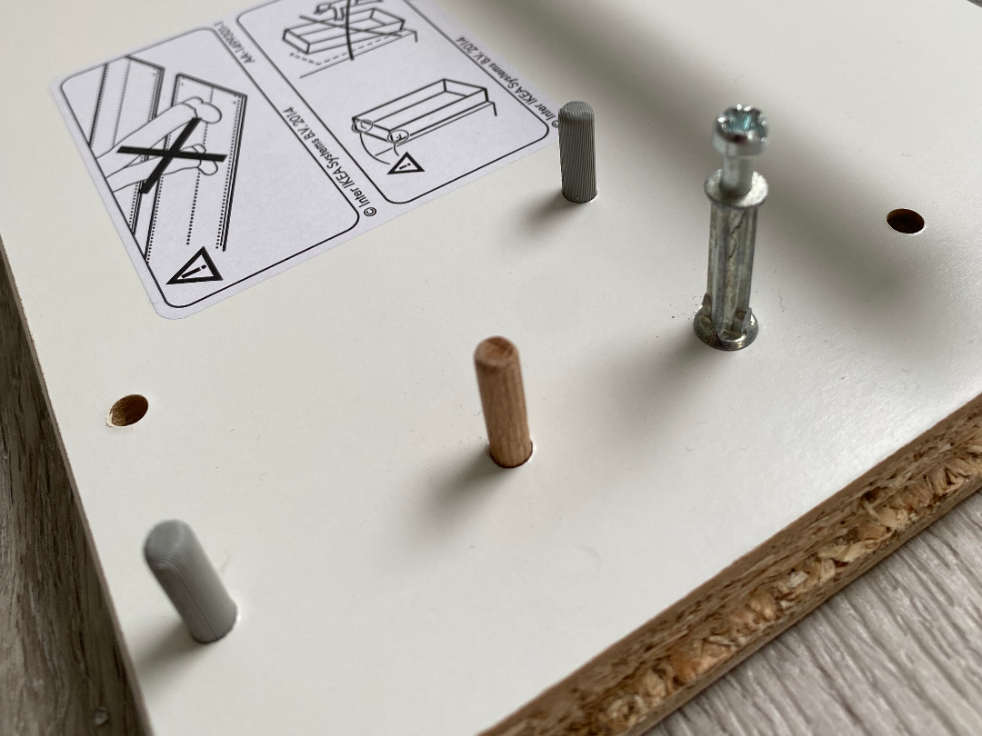 Ikea Pax Dübel