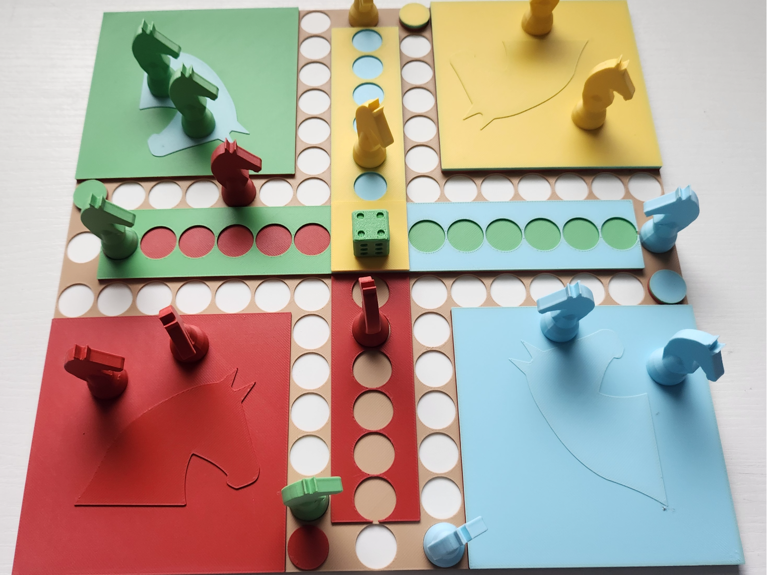 Jeu des petits chevaux