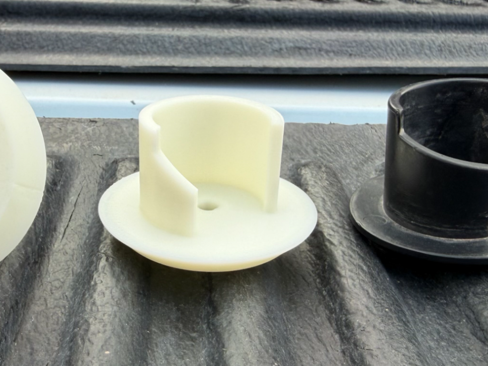 Toyota "Pickup" Bed Liner clamp base