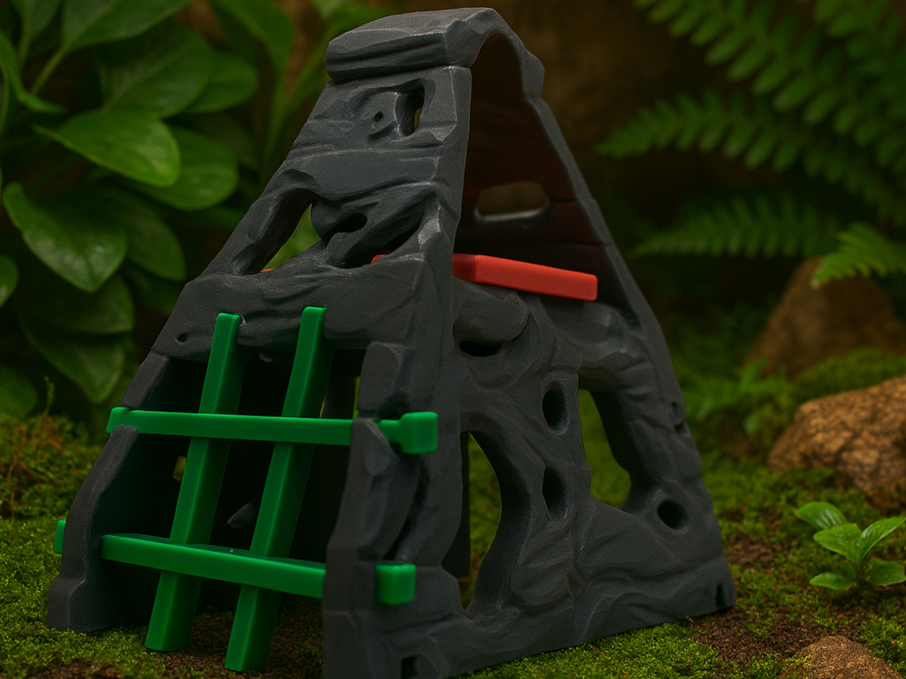 Playground Mountain hide and climb, Reptile decor