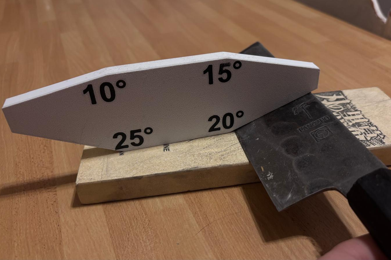 sharpening angle guide