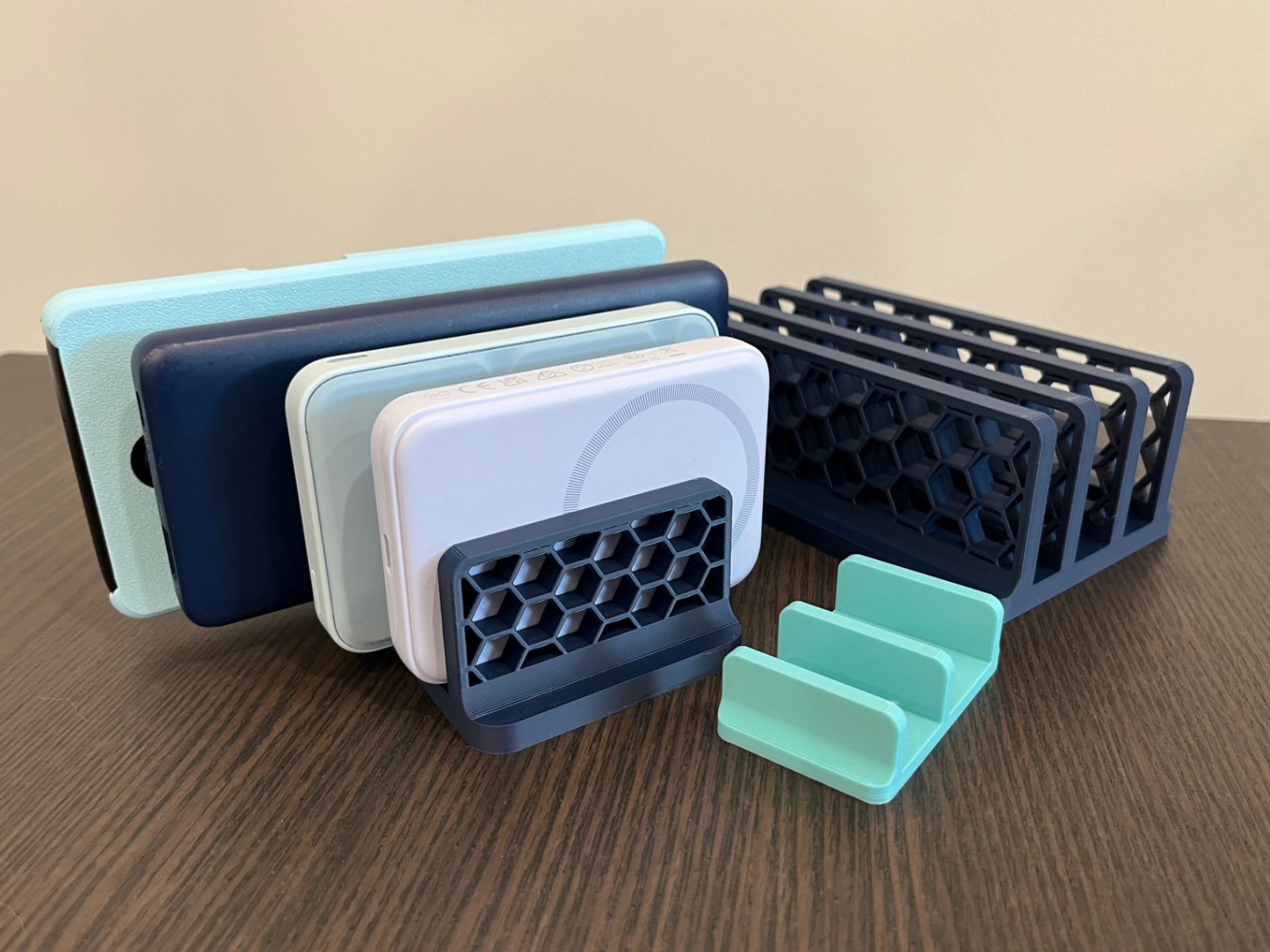 Parametric Device Stand