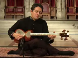 amir koushkani with his tar