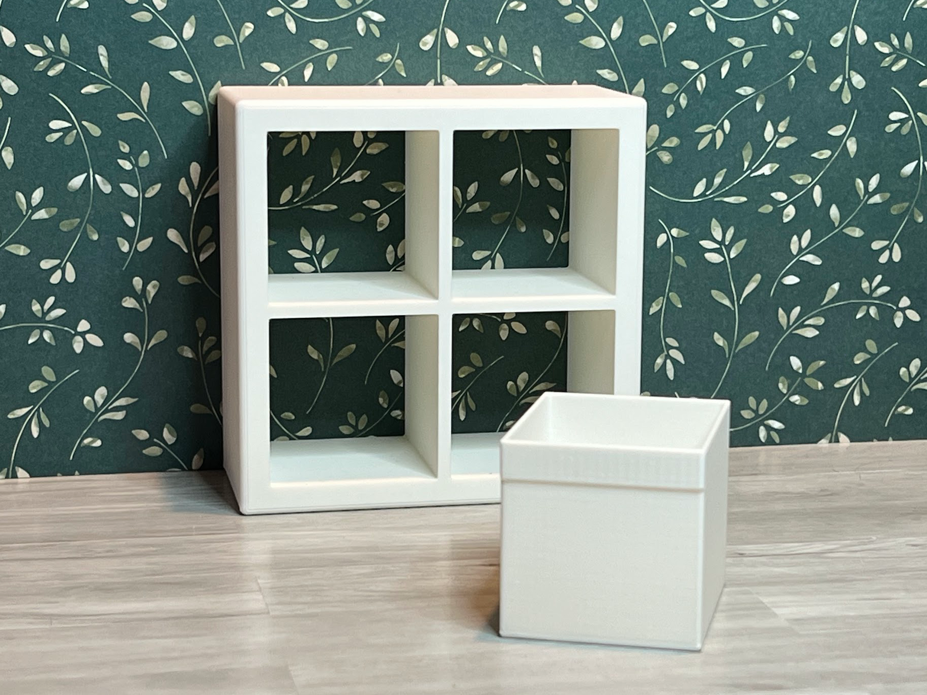 Dollhouse Box (DRÖNA inspired) for shelving unit