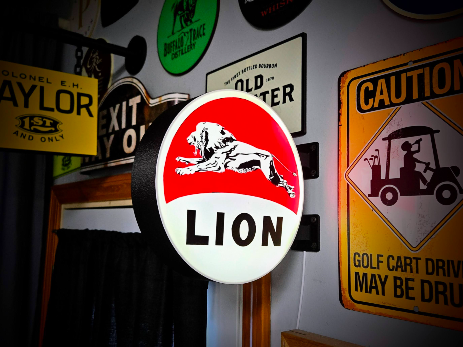 LION GAS - 2-Sided Gas Station Lightbox Sign