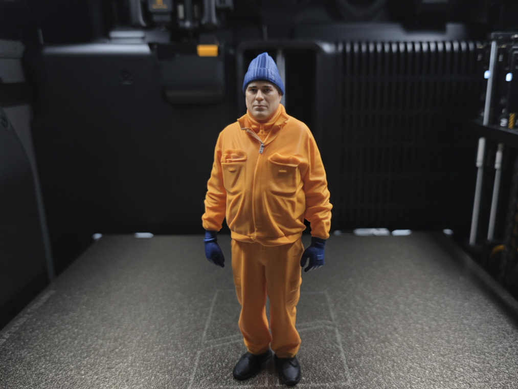 Salvo - Maintenance guy at work