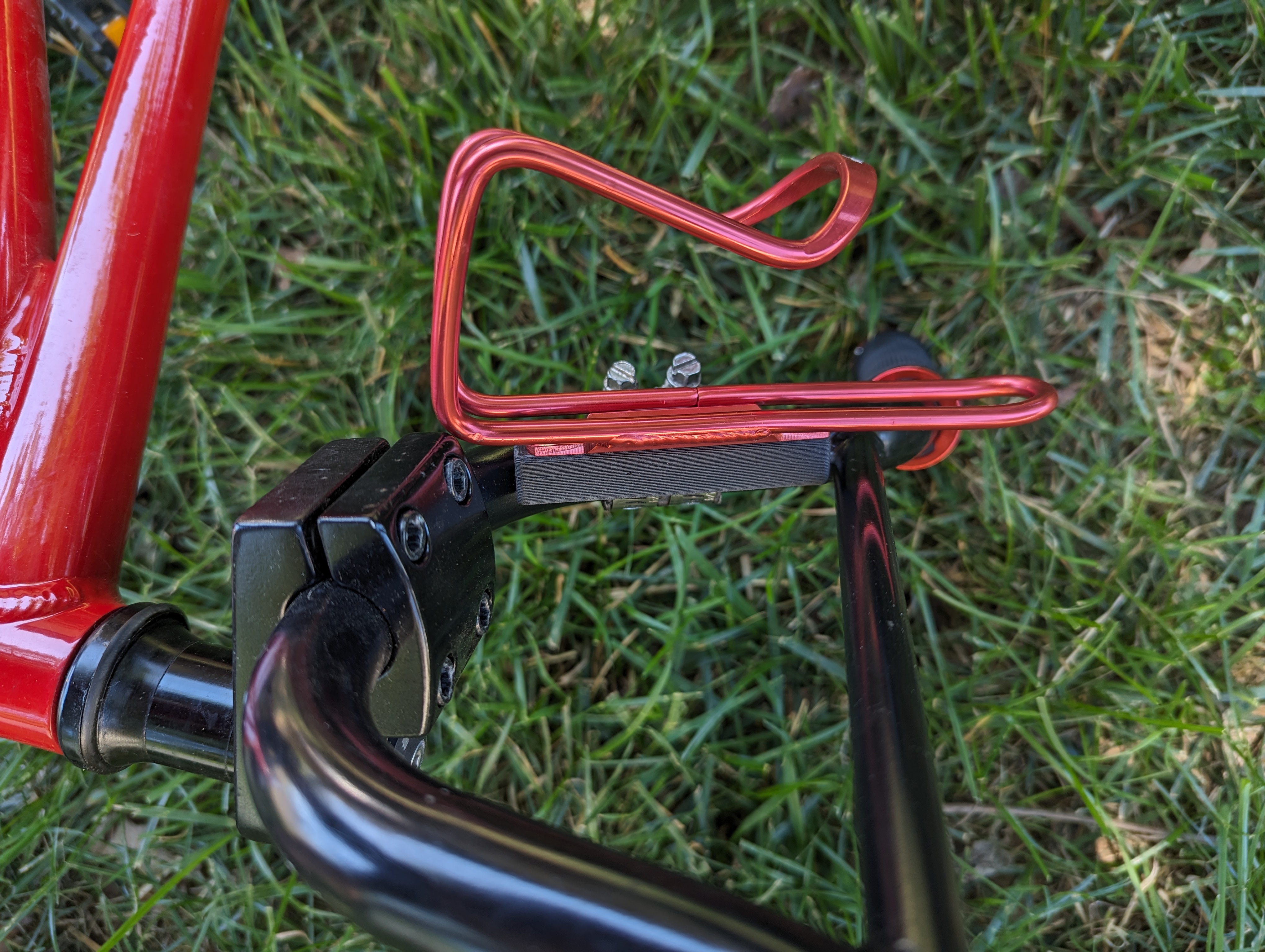 Bicycle handlebar bracket for Water Bottle