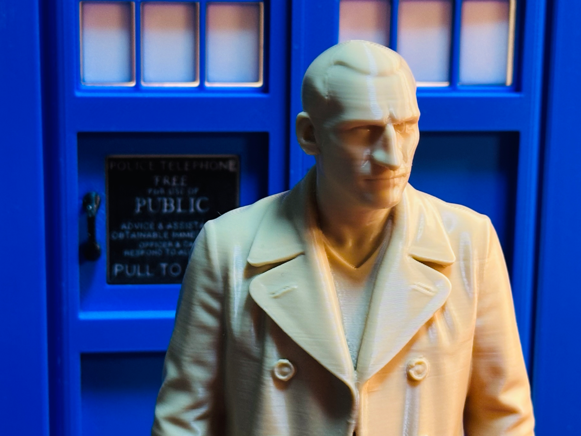 9th Time-Traveling Doctor Figure – 1:10 Scale