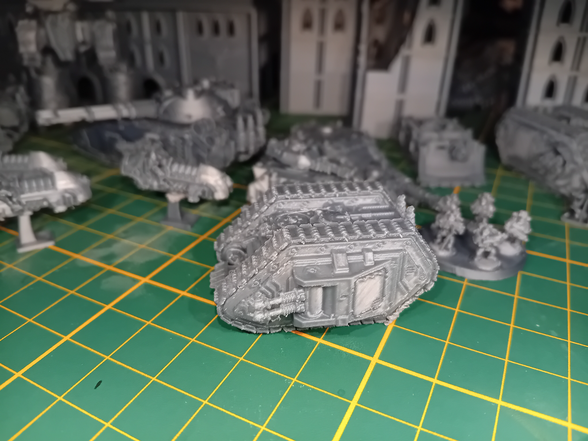 Epic Scale Giant Tiny Tank 10