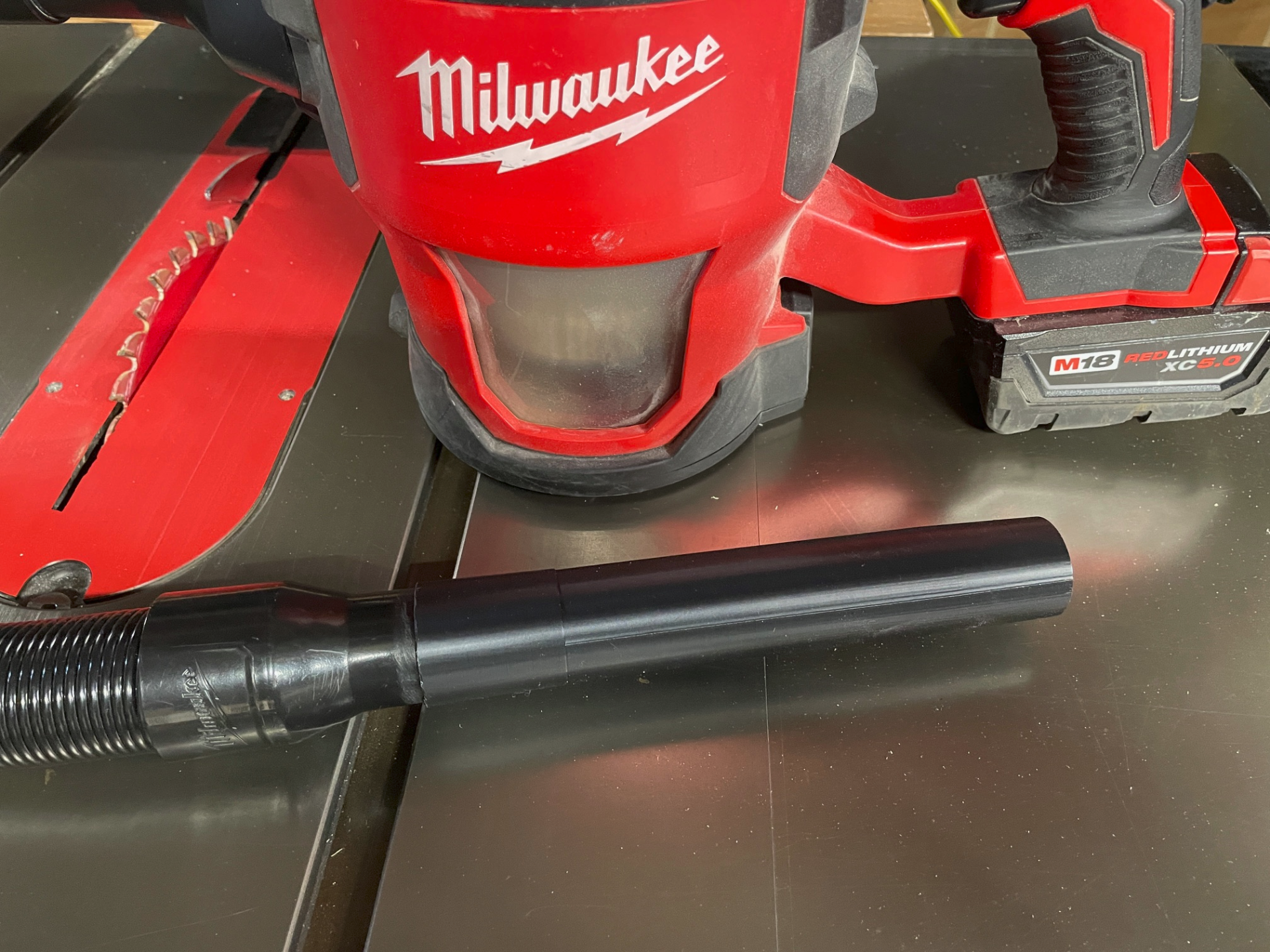 Milwaukee Compact/Hand Vac Hose Extension