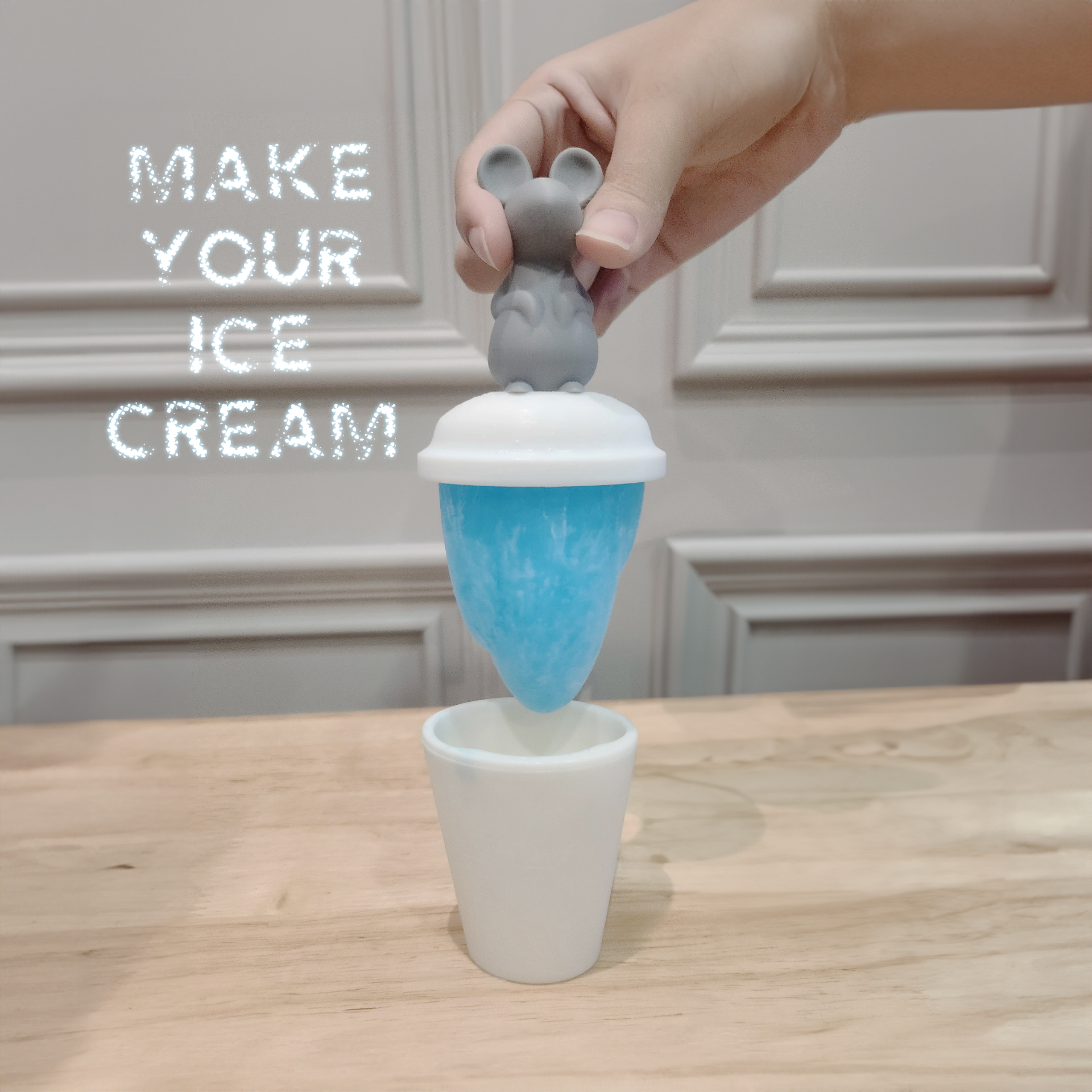 Mouse on Iceberg - Soft drink Ice Cream Mold