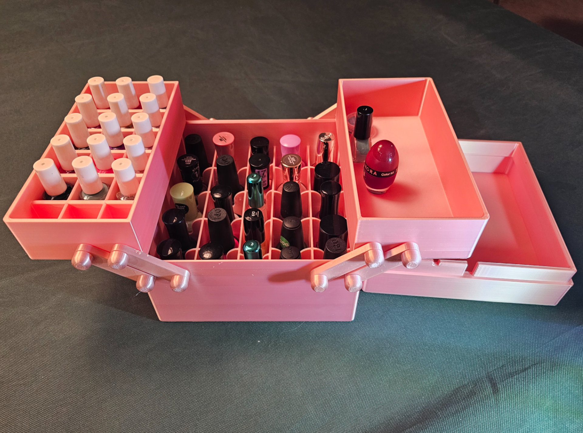 Nail polish organizer