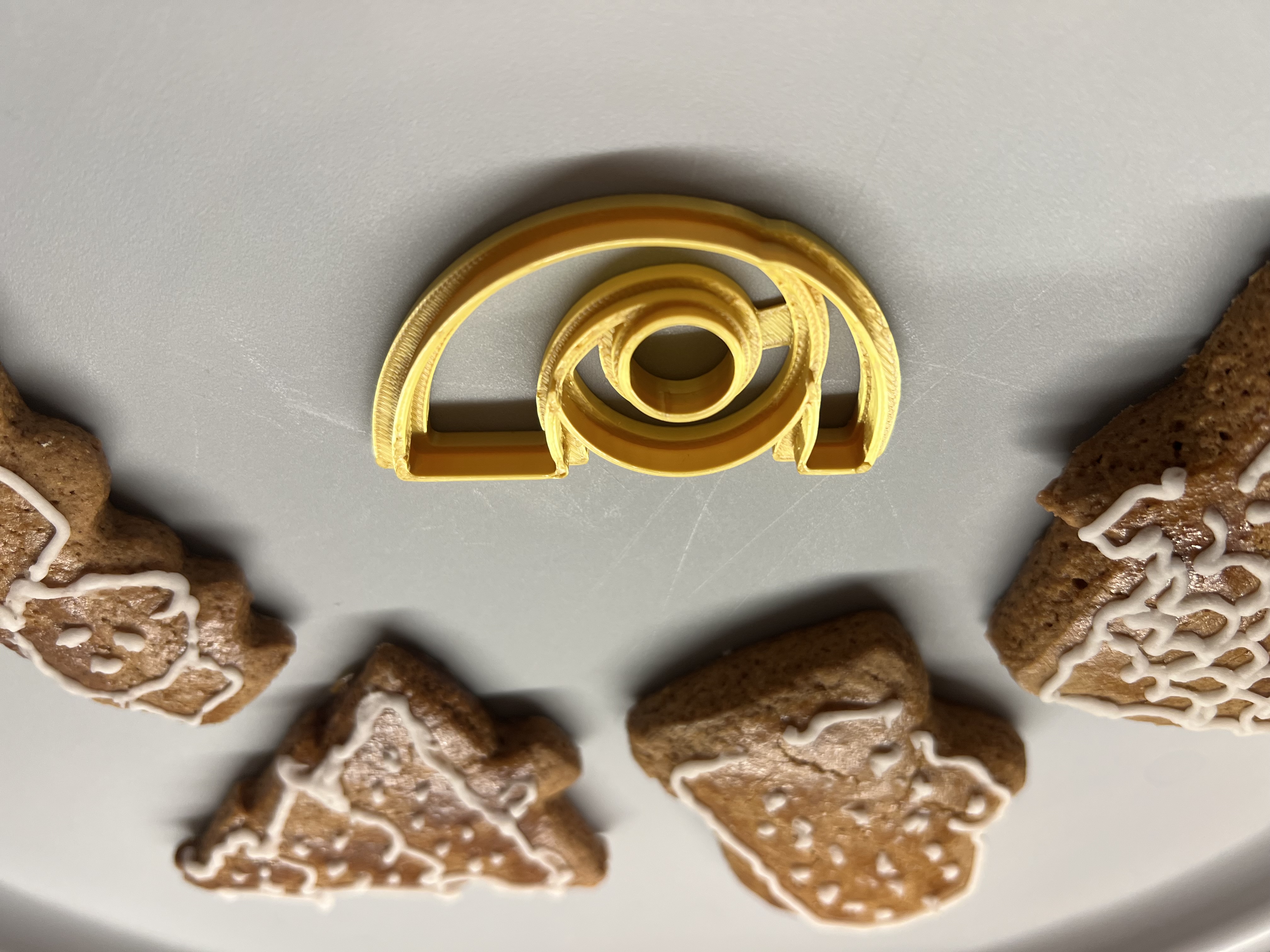 Post tube cookie cutter