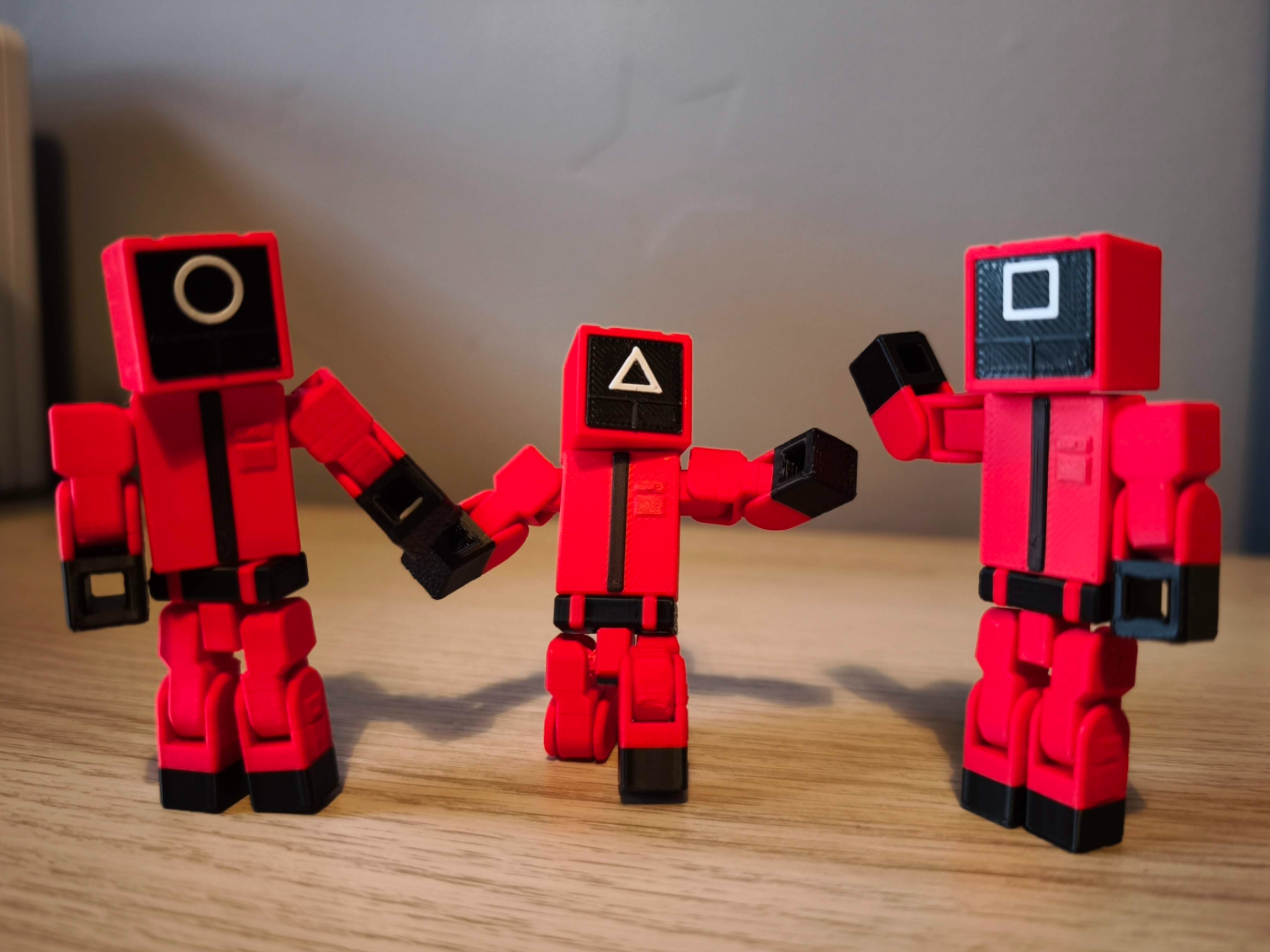 Squid Game Guard Figure – All Faceplates Available