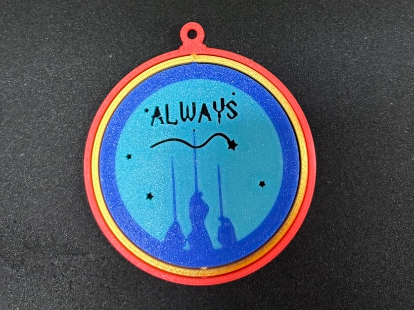 Wizarding Christmas Ornament – Magic Bauble
