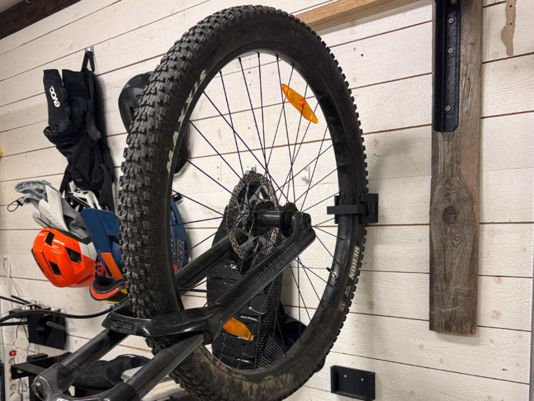 Bikemount for diff sizes(Sturdy, quick lock, GIF)