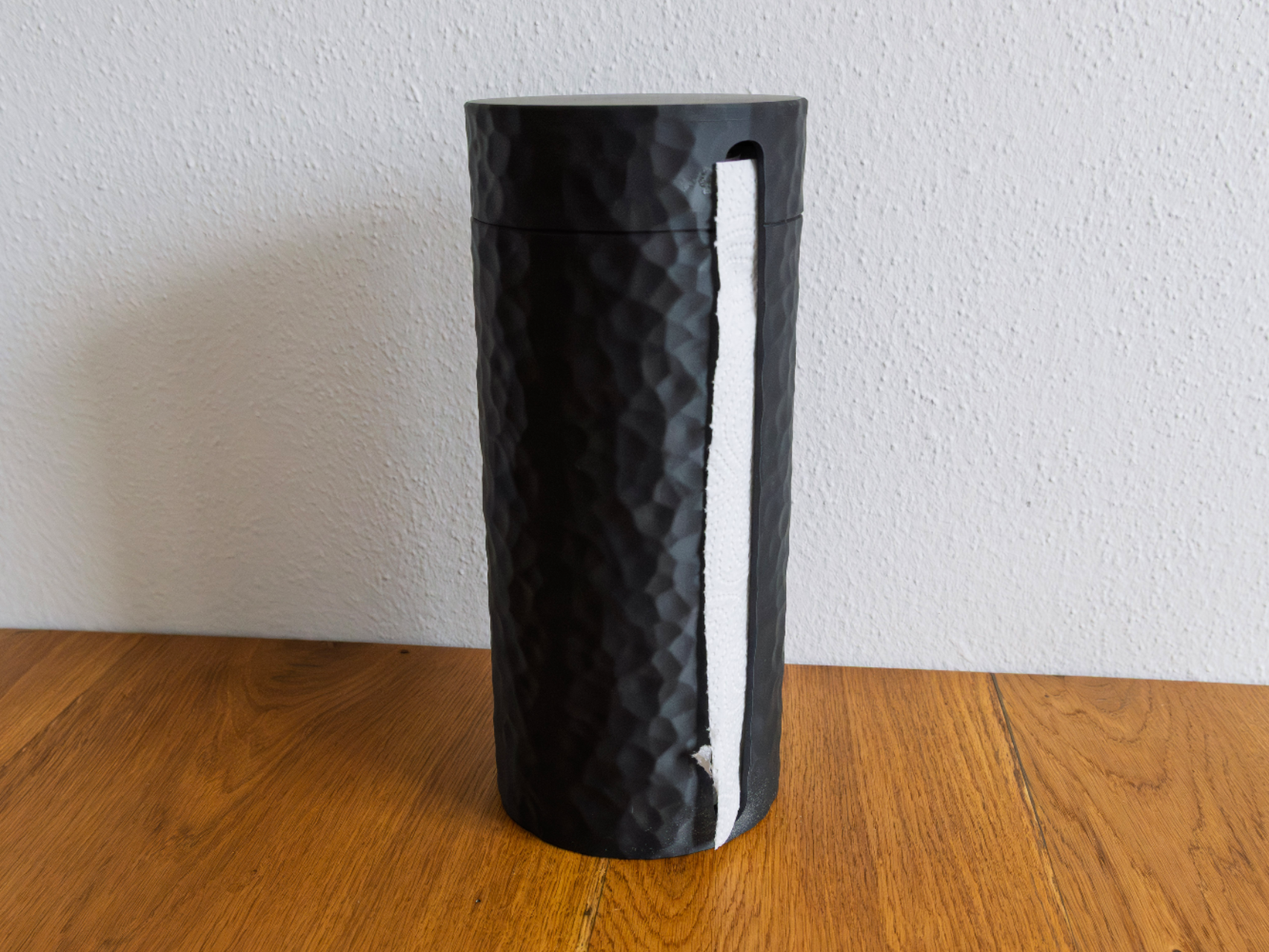 Facet kitchen roll dispenser / stand, forged iron