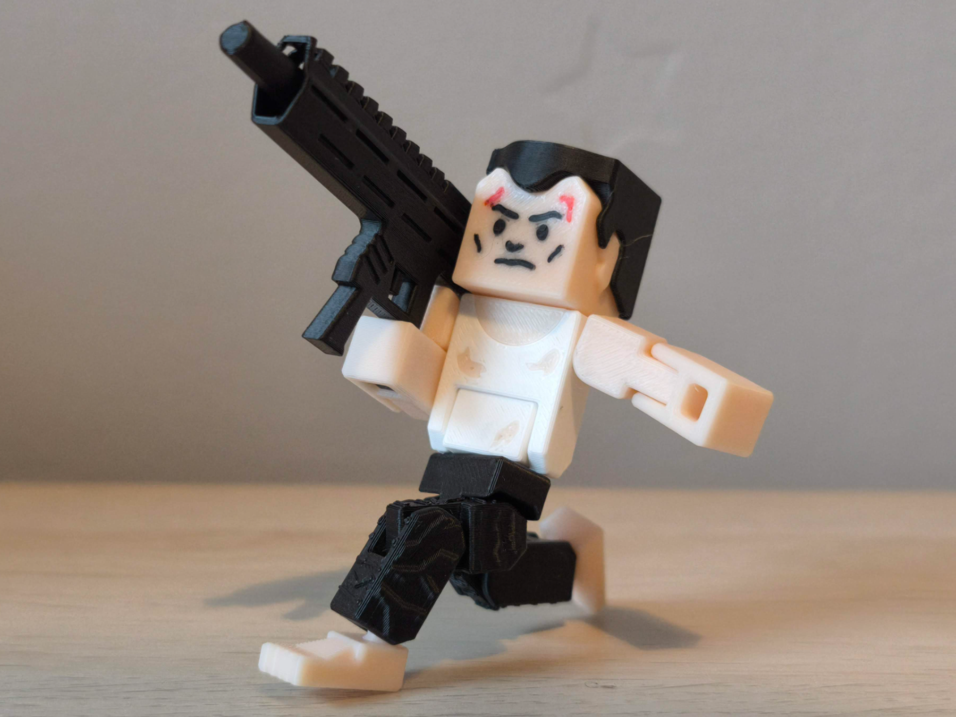 John McClane – Festive Action Hero Mini Figure