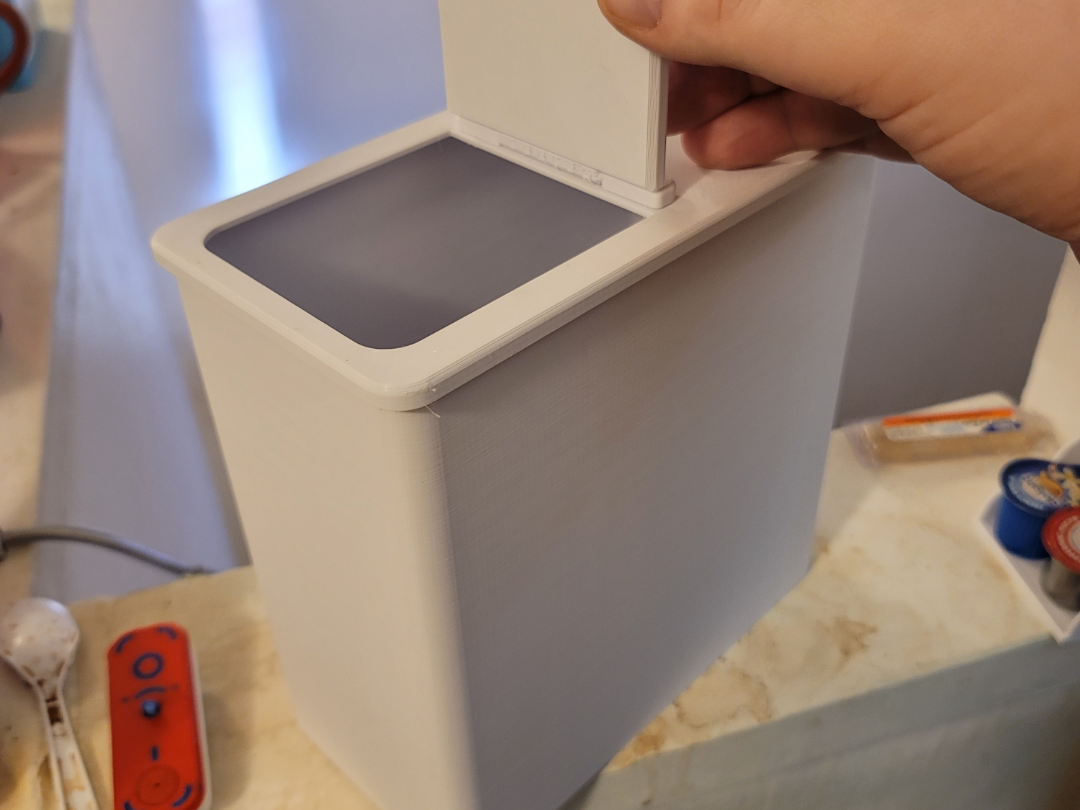 Dry Food Container