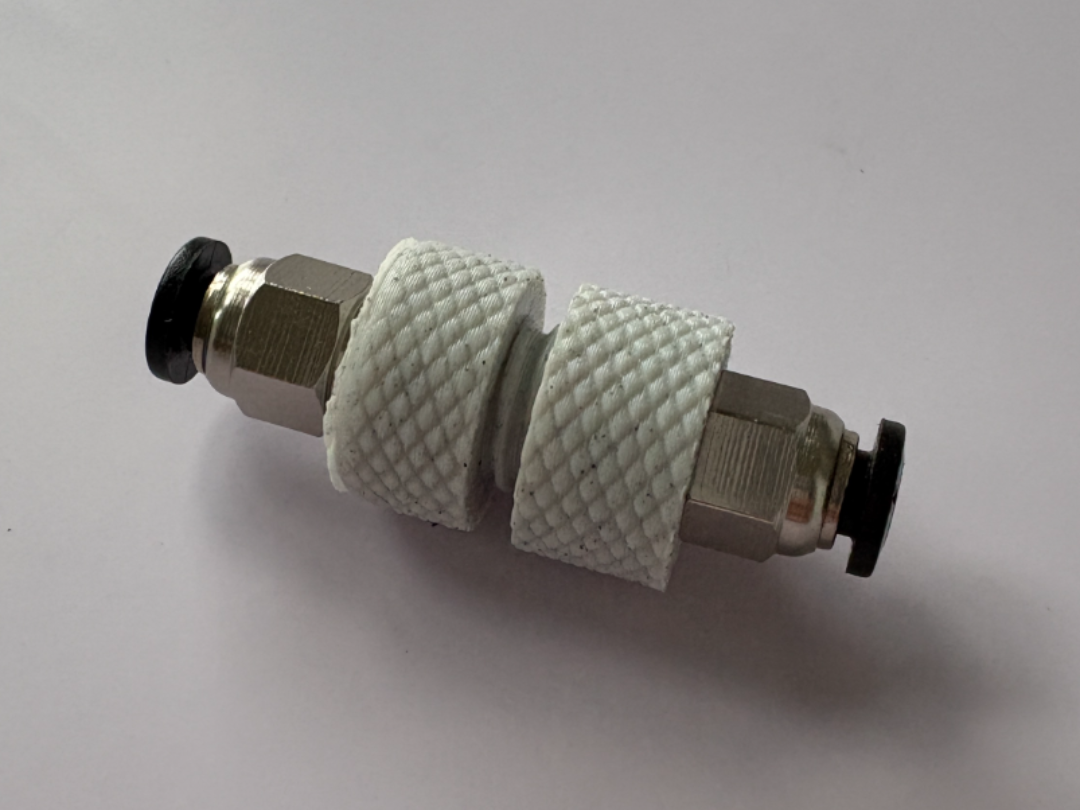 PC4-M6 Pass-Through Connector for Enclosure Use