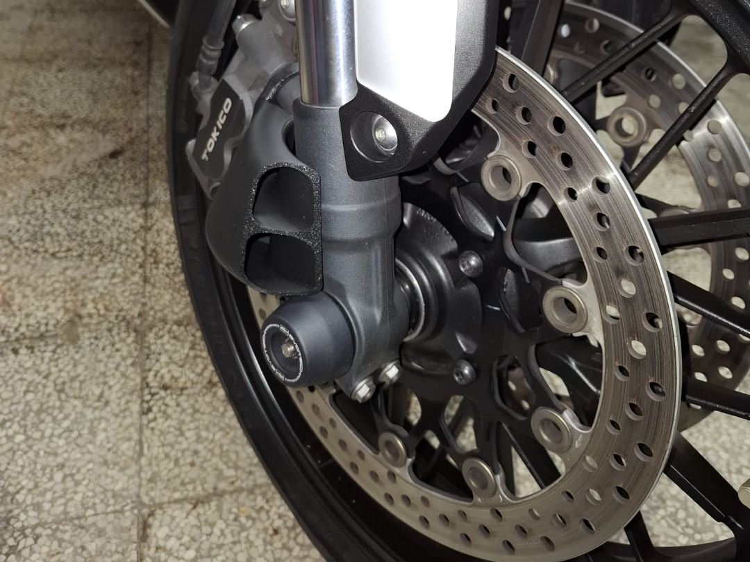 honda cb1000r  brake air conveyor right cbr600rr