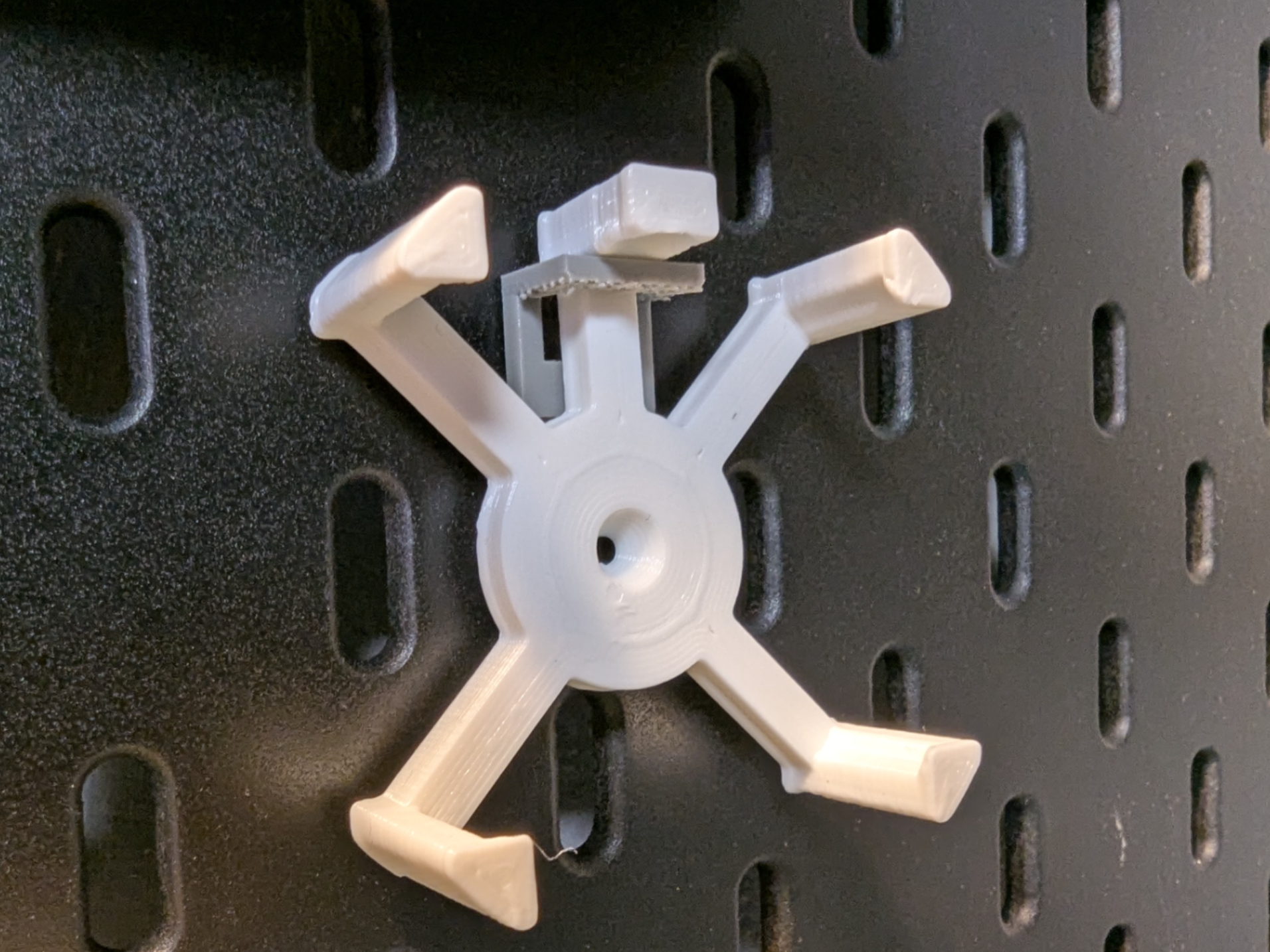Skadis - Addon for LYWSD03MMC Holder