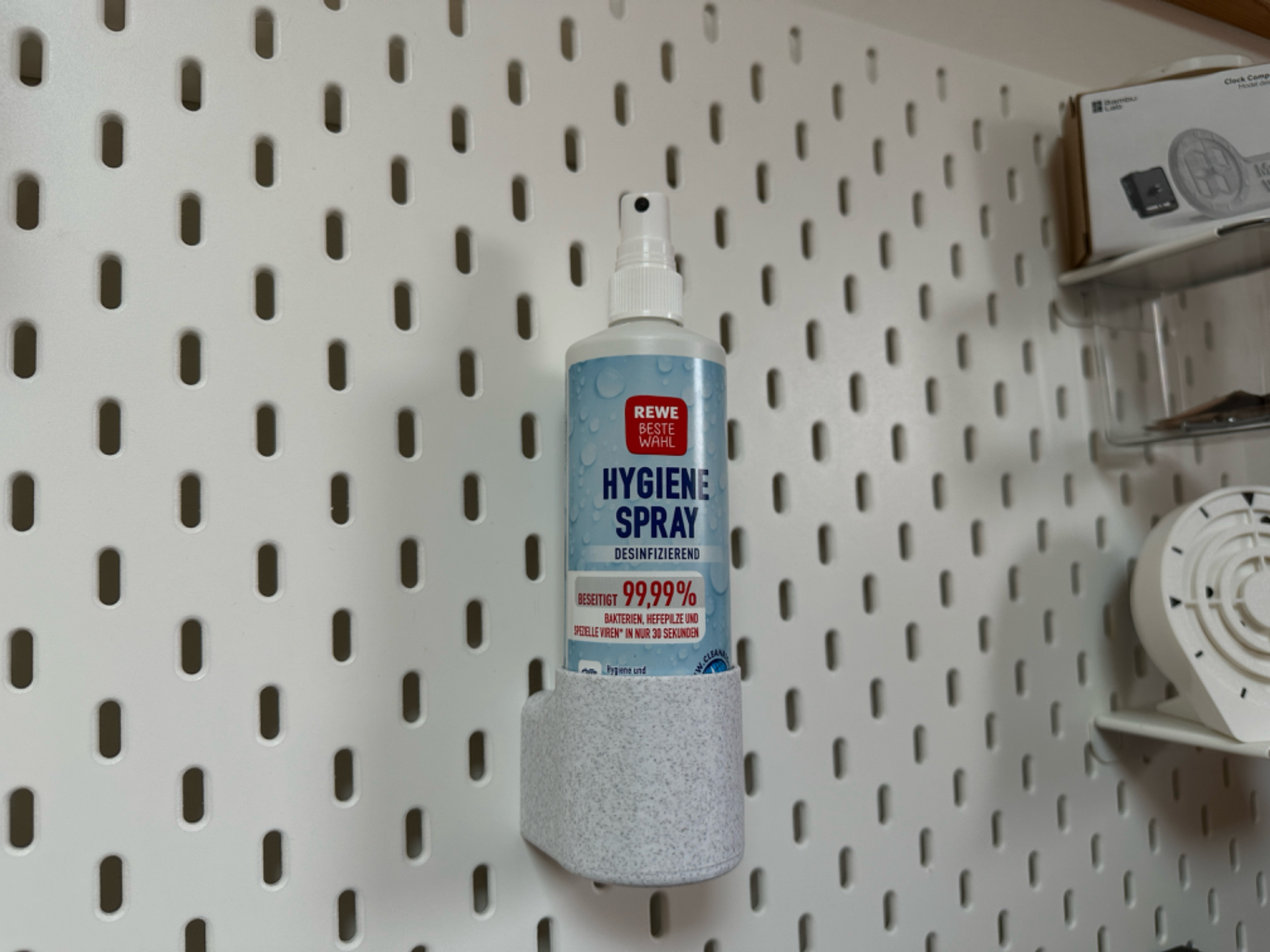 Ikea Skadis - Disinfectantsholder