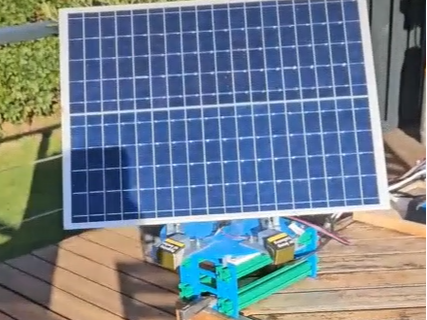 Solar panel turn table to always face the sun