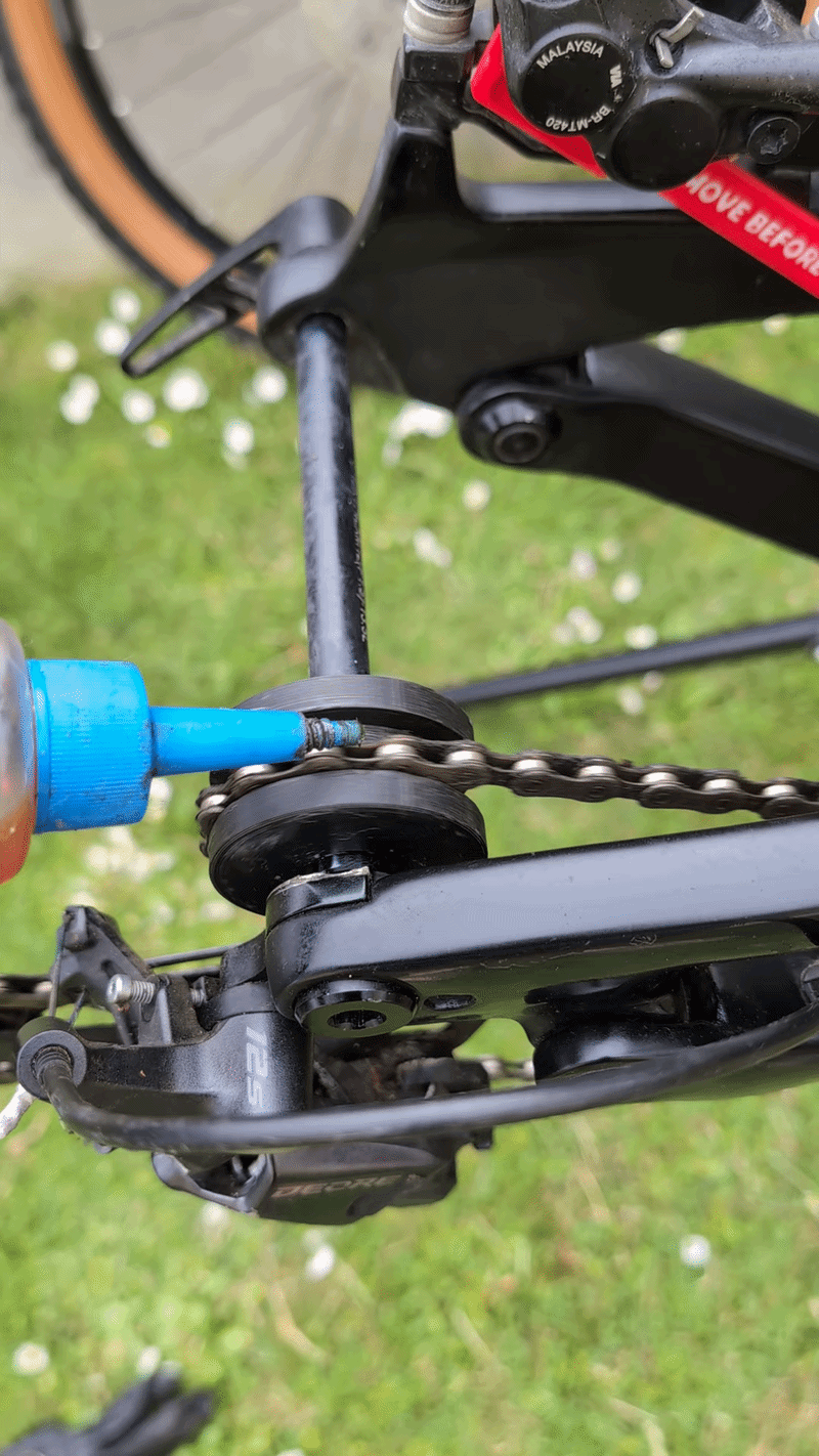 Outil d’entretien de chaîne pour vélo