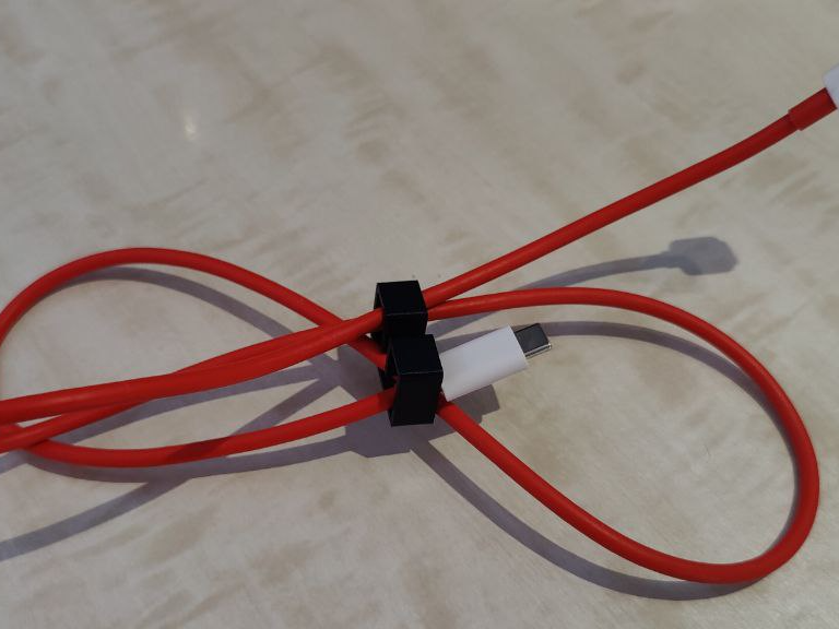 usb cable organiser