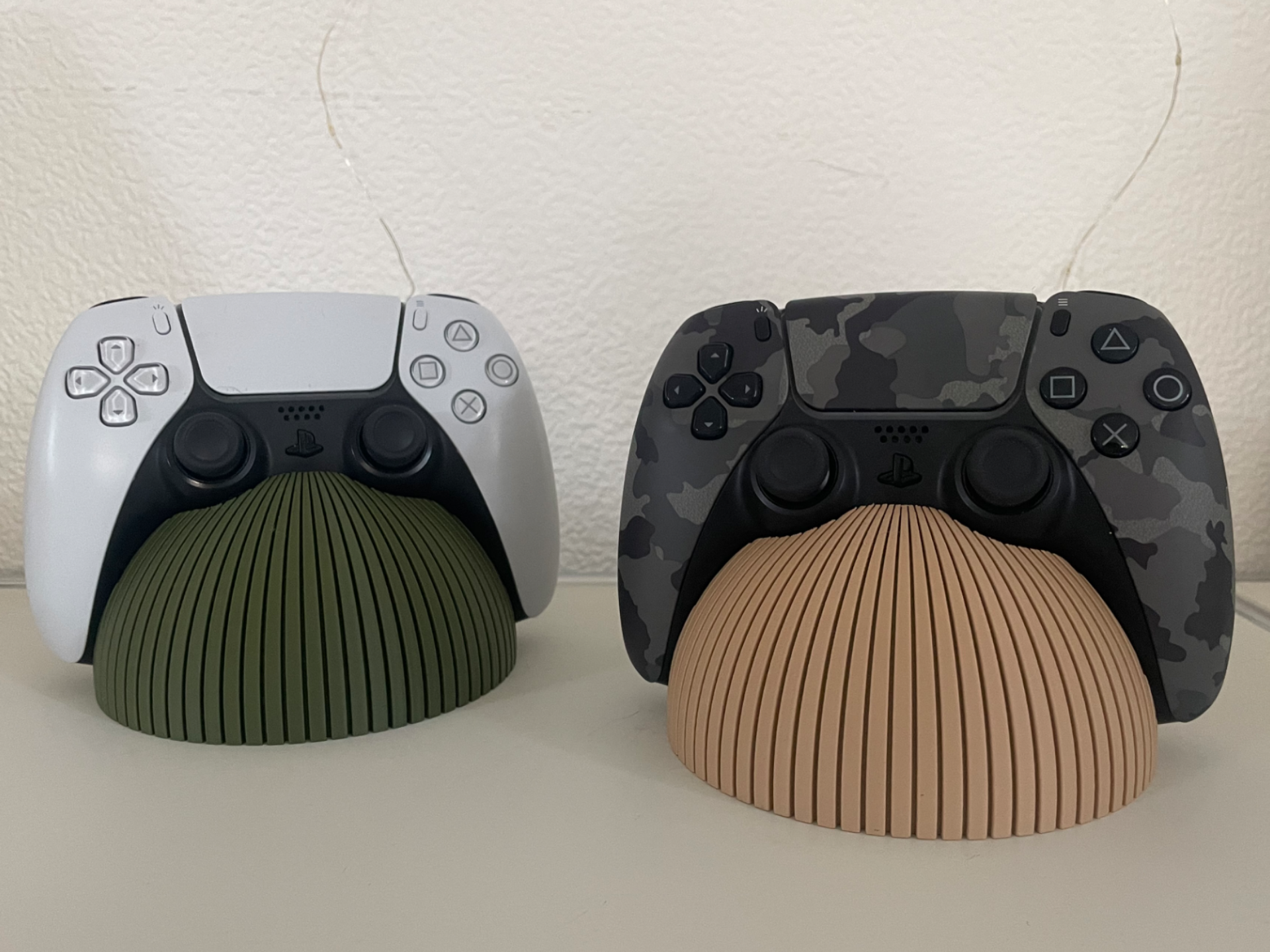 PS5 Controller Halter - strukturierte Kugel