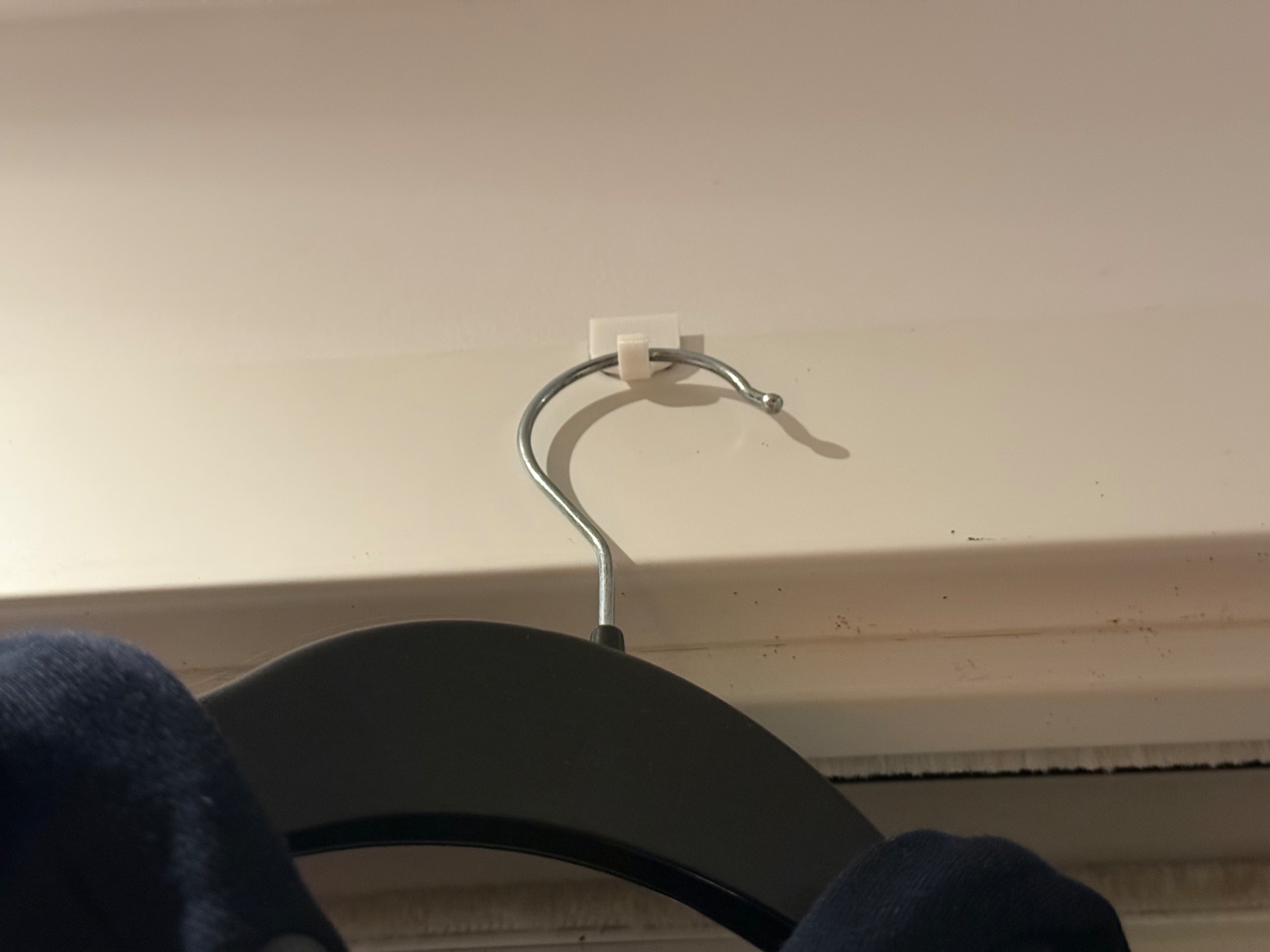 Minimalist Hanger Hook