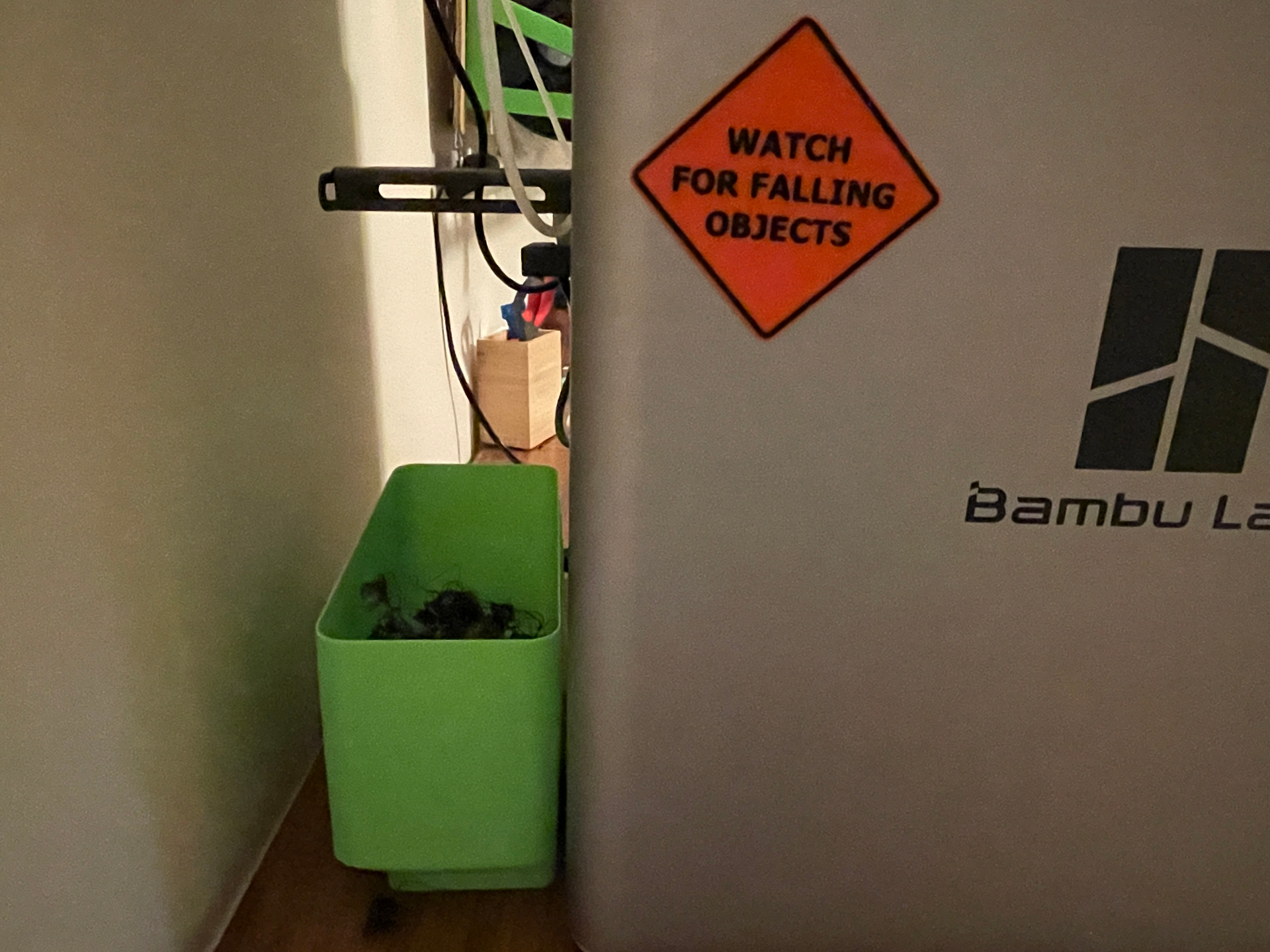 Falling Objects Sign