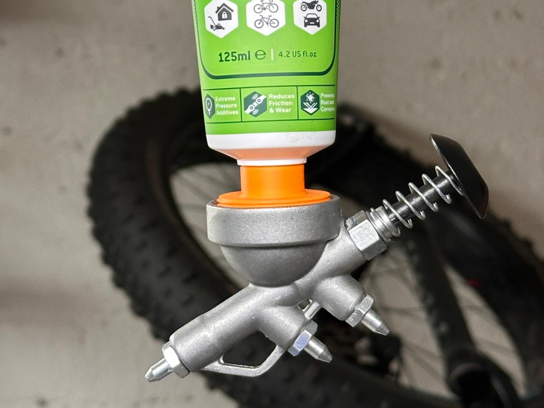 Weldtite TF2 grease tube to Biltema gun adapter
