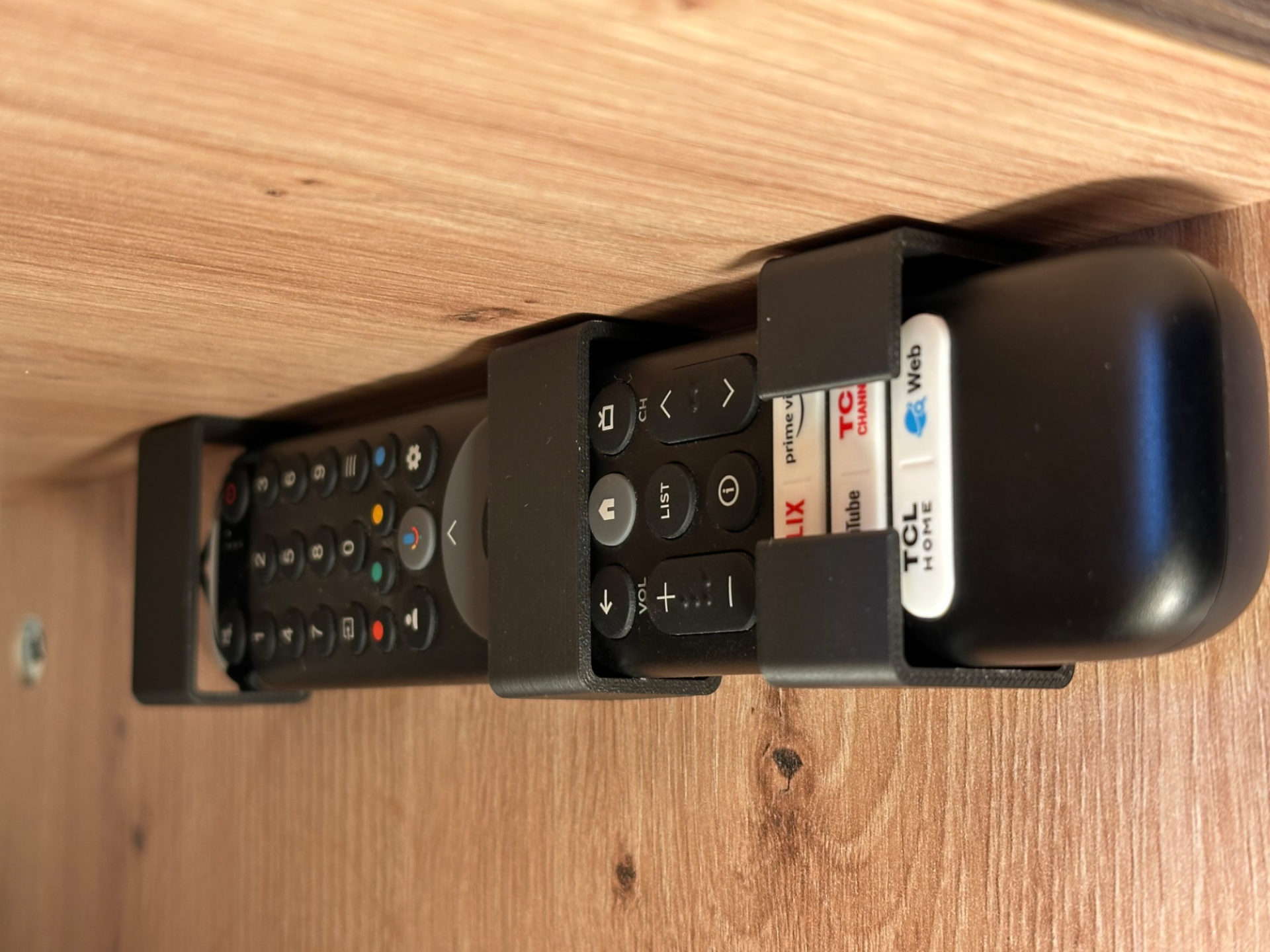 Parametric Universal Bracket (for TCL-TV Remote)