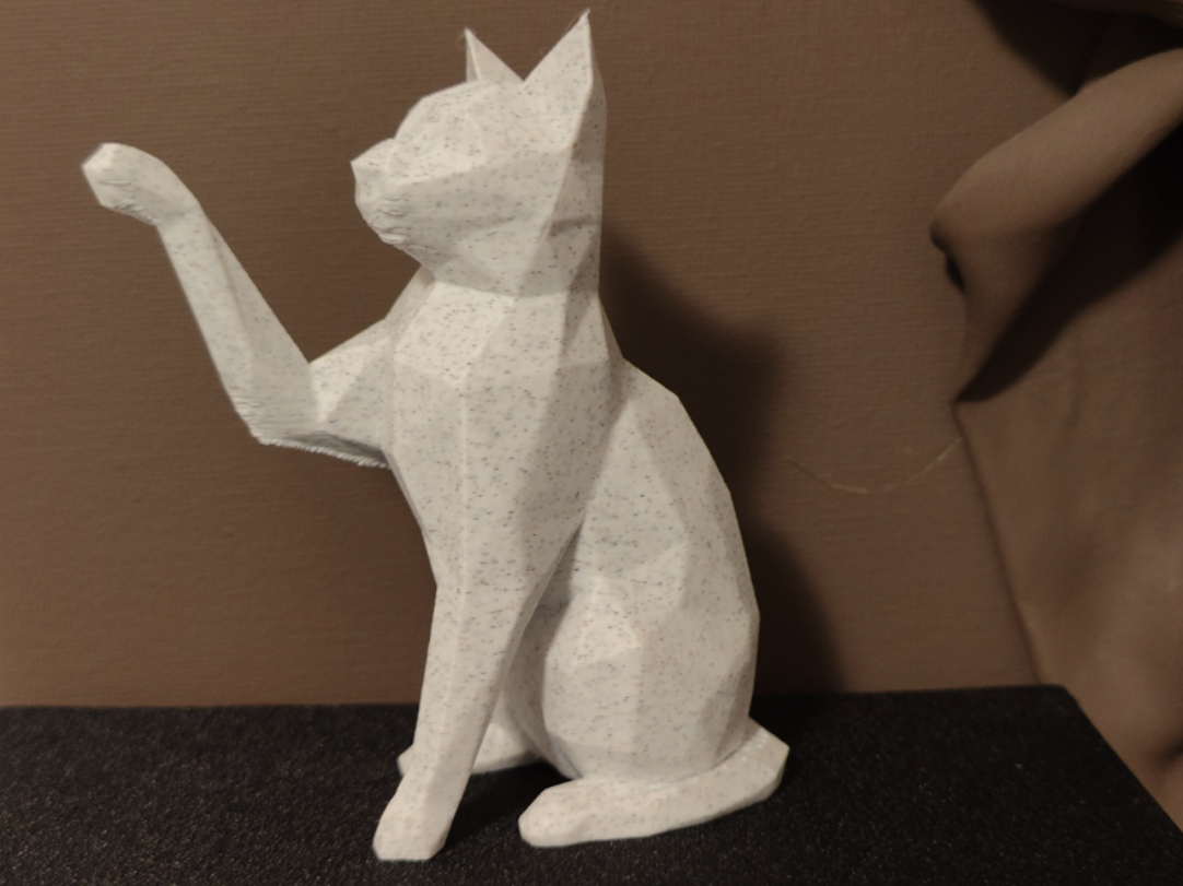 Katze mit erhobener Pfote Low-Poly Minimalistisch