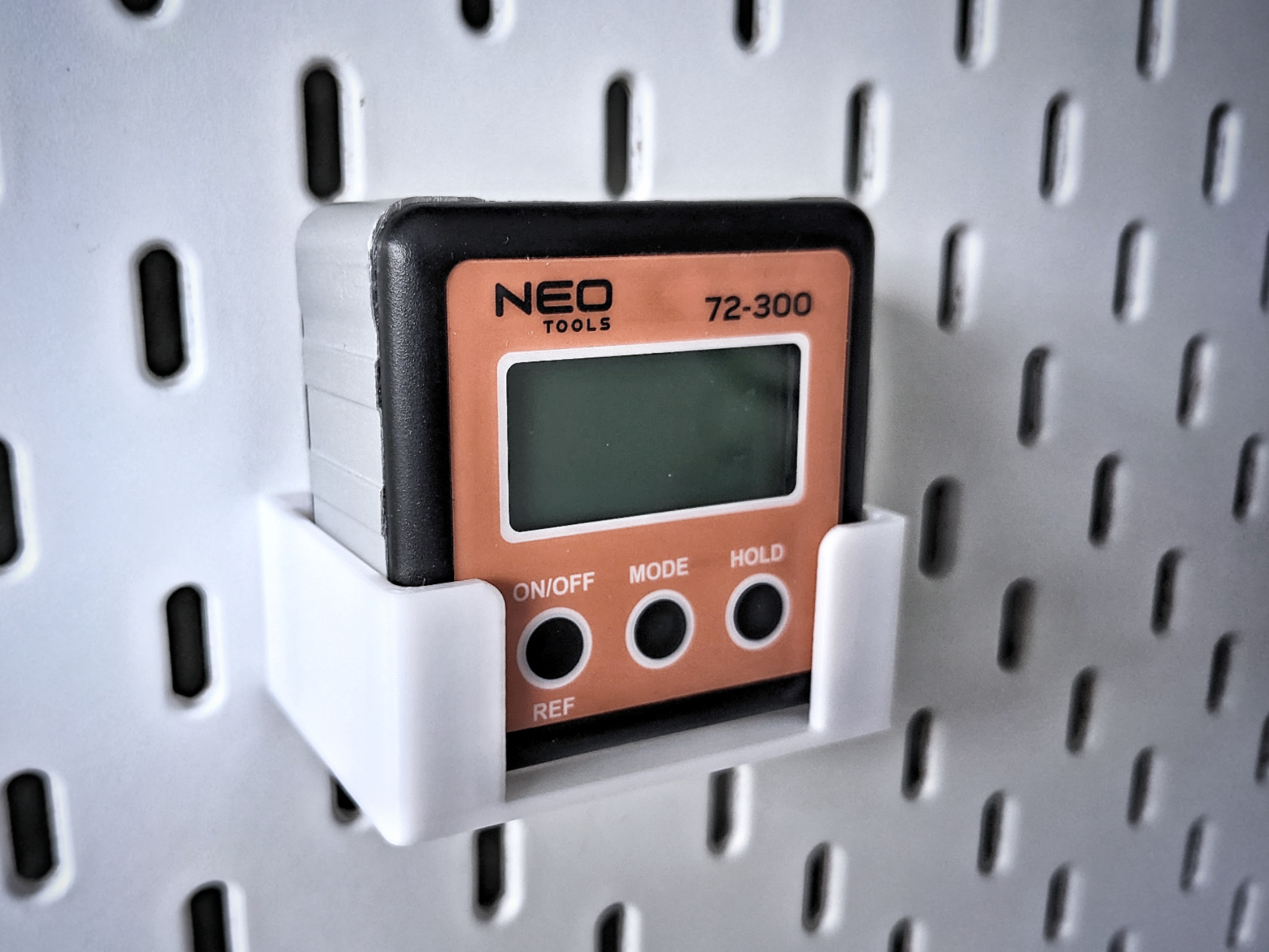 Digital Angle Gauge Holder for Ikea Skadis