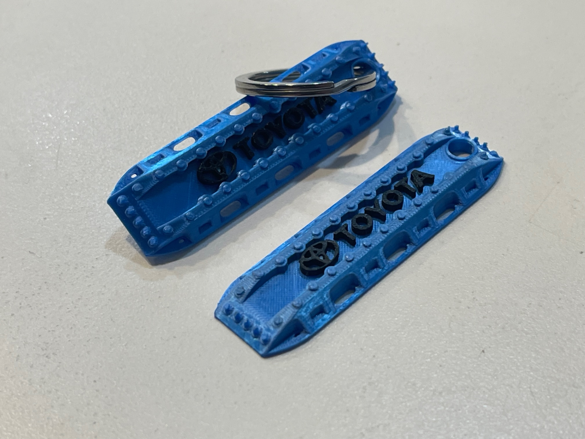 Traction Board Keychain Lexus, Toyota