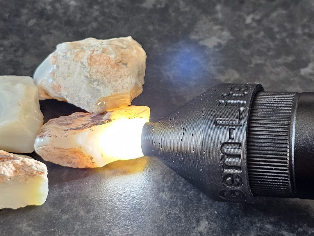 Wollemi Gem-Lite, a gem torch on a budget