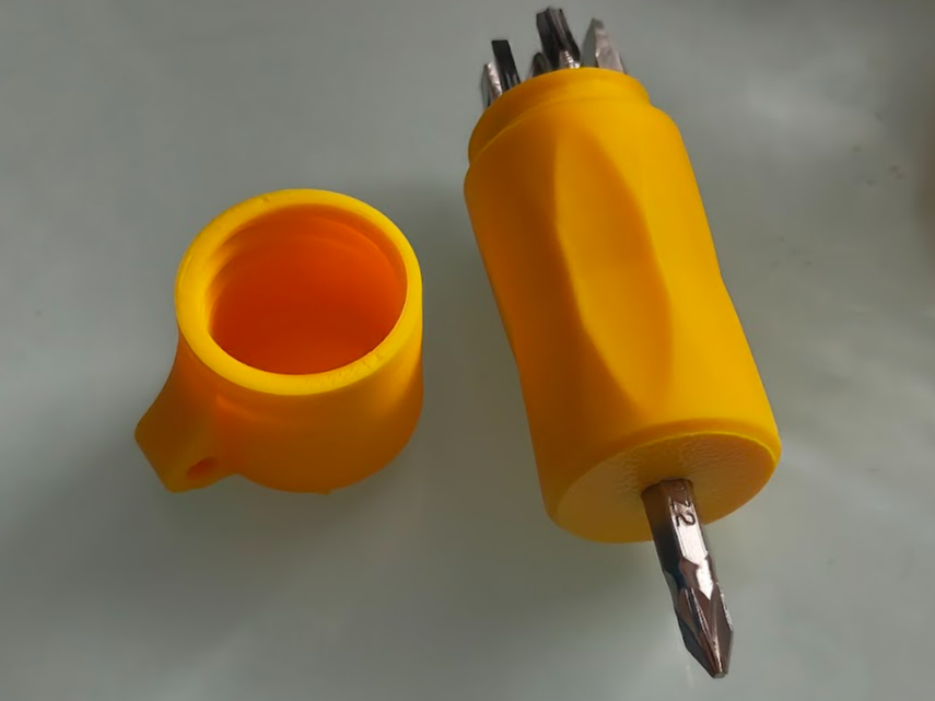 Kompakter EDC-Schraubendreher für 4 mm Bits