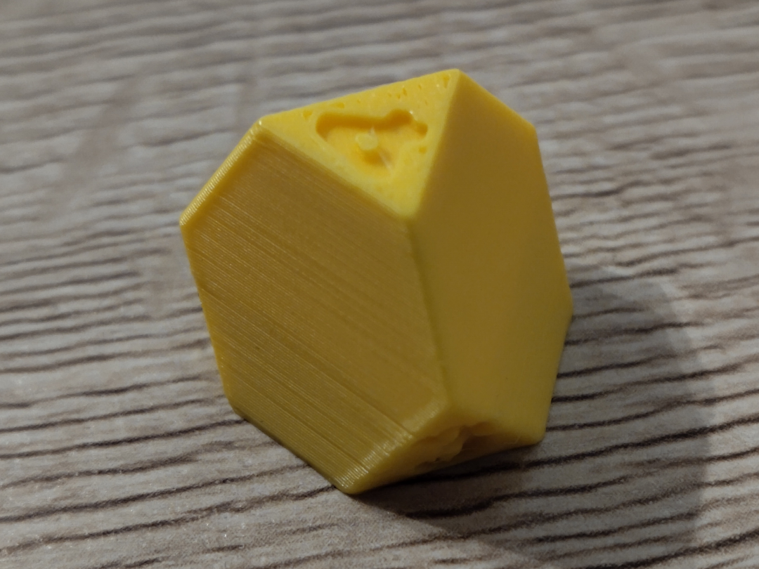 Gewichteter gezinkter D4 Würfel