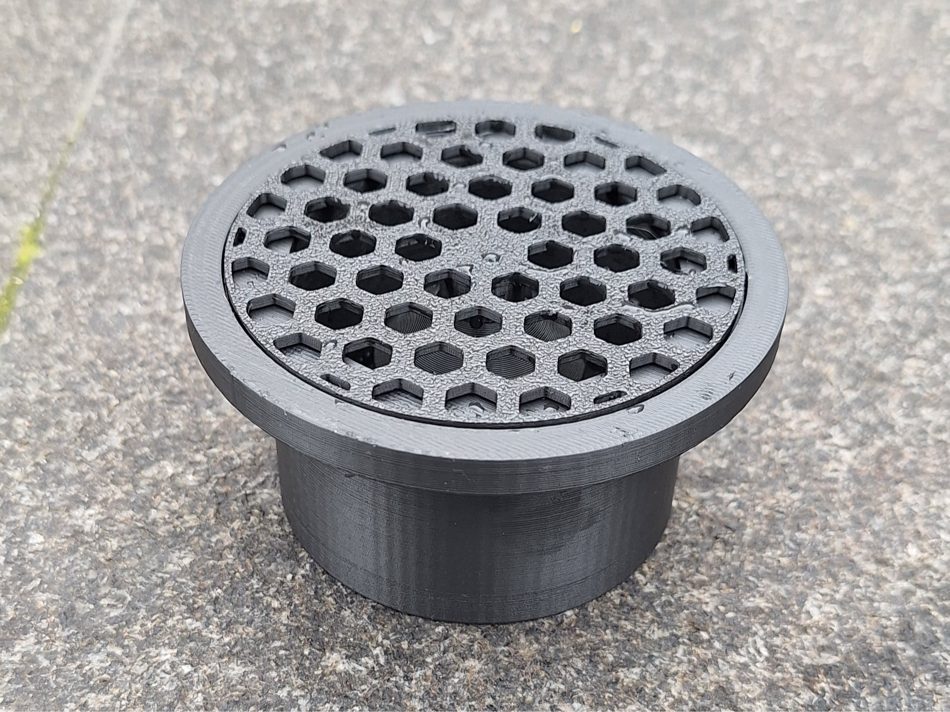 Plumbing trap - Drain - Smell prevention